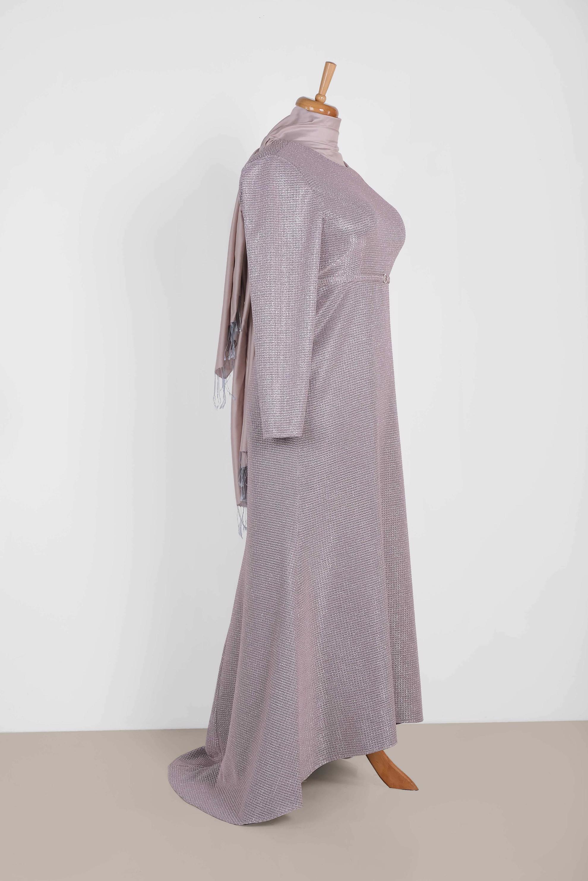 Tesettür giyim PUDRA KEMERLİ SİMLİ KUMAŞTAN ABİYE ELBİSE 5584 