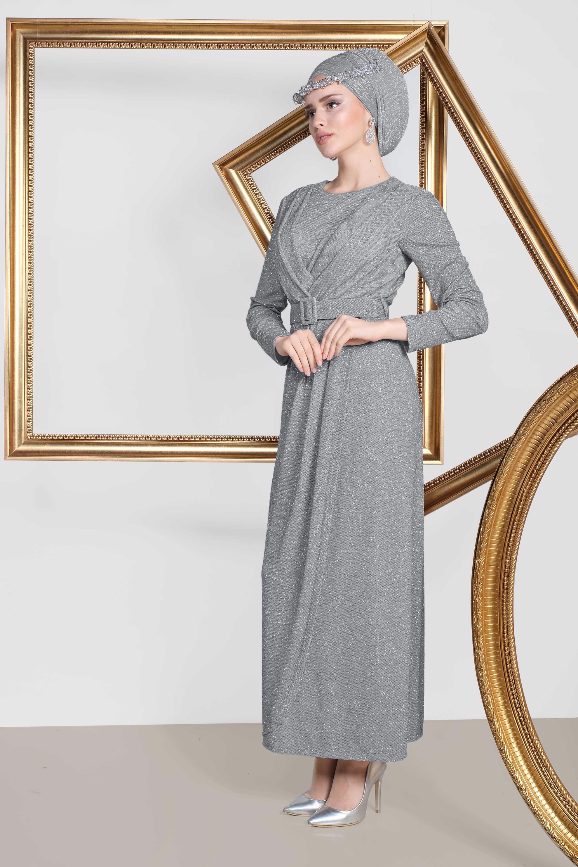 Tesettür giyim GÜMÜŞ BELİ KEMER DETAYLI SİMLİ ABİYE 5593 