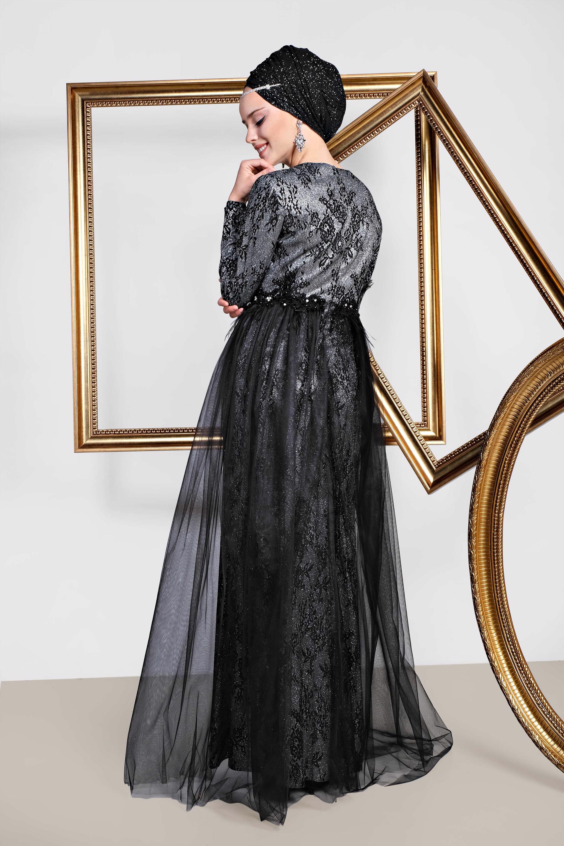 Tesettür giyim SİYAH TÜL DETAYLI ÇİÇEK DESEN SİMLİ ABİYE ELBİSE 5598