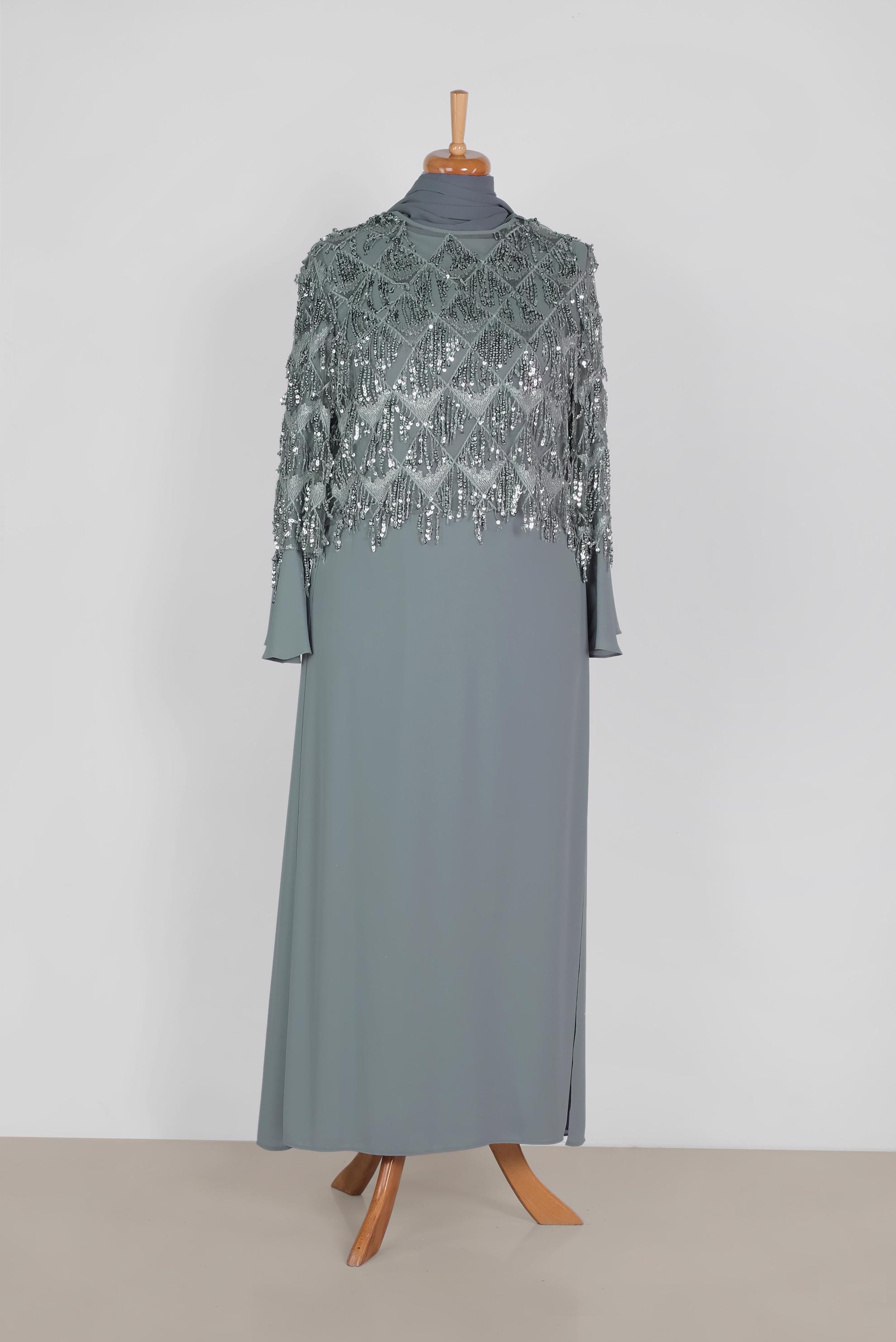 Tesettür giyim GRİ PUL PAYET SAÇAKLI İKİLİ ELBİSELİ ABİYE 5601	