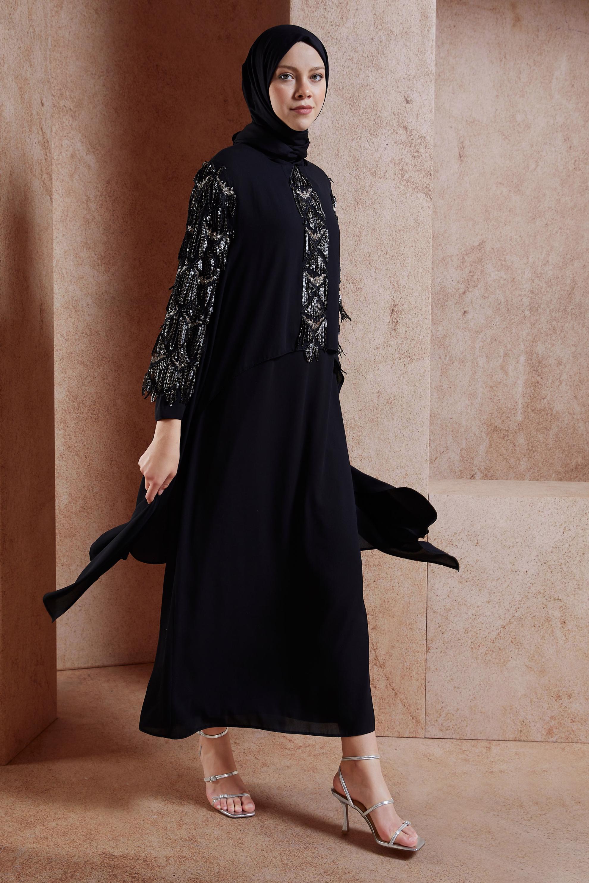 Tesettür giyim SİYAH BÜYÜK BEDEN PÜSKÜLLÜ ABİYE ELBİSE 5602