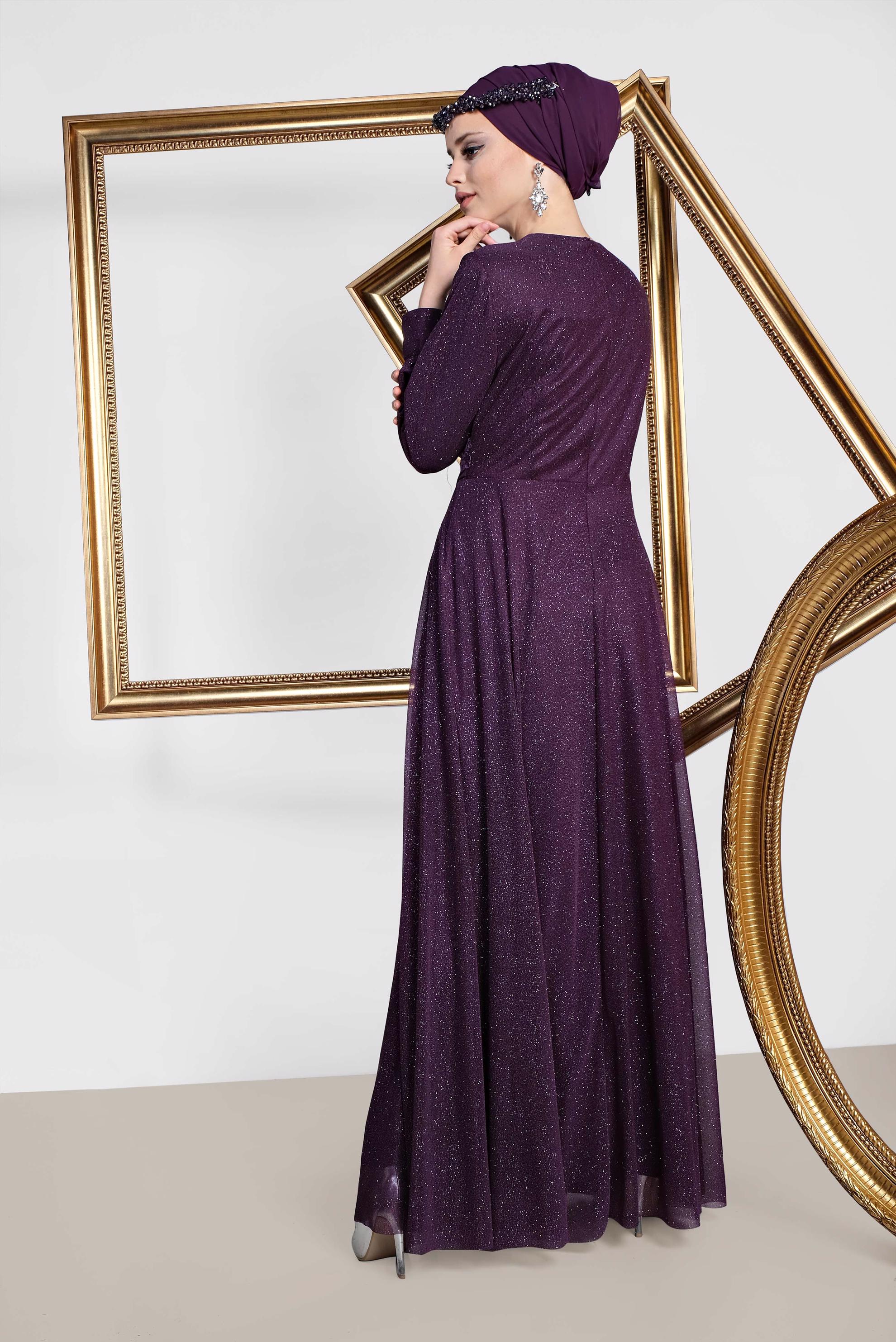 Tesettür giyim MÜRDÜM GÜPÜR VE TÜY DETAYLI SİM KUMAŞ ABİYE 5608 