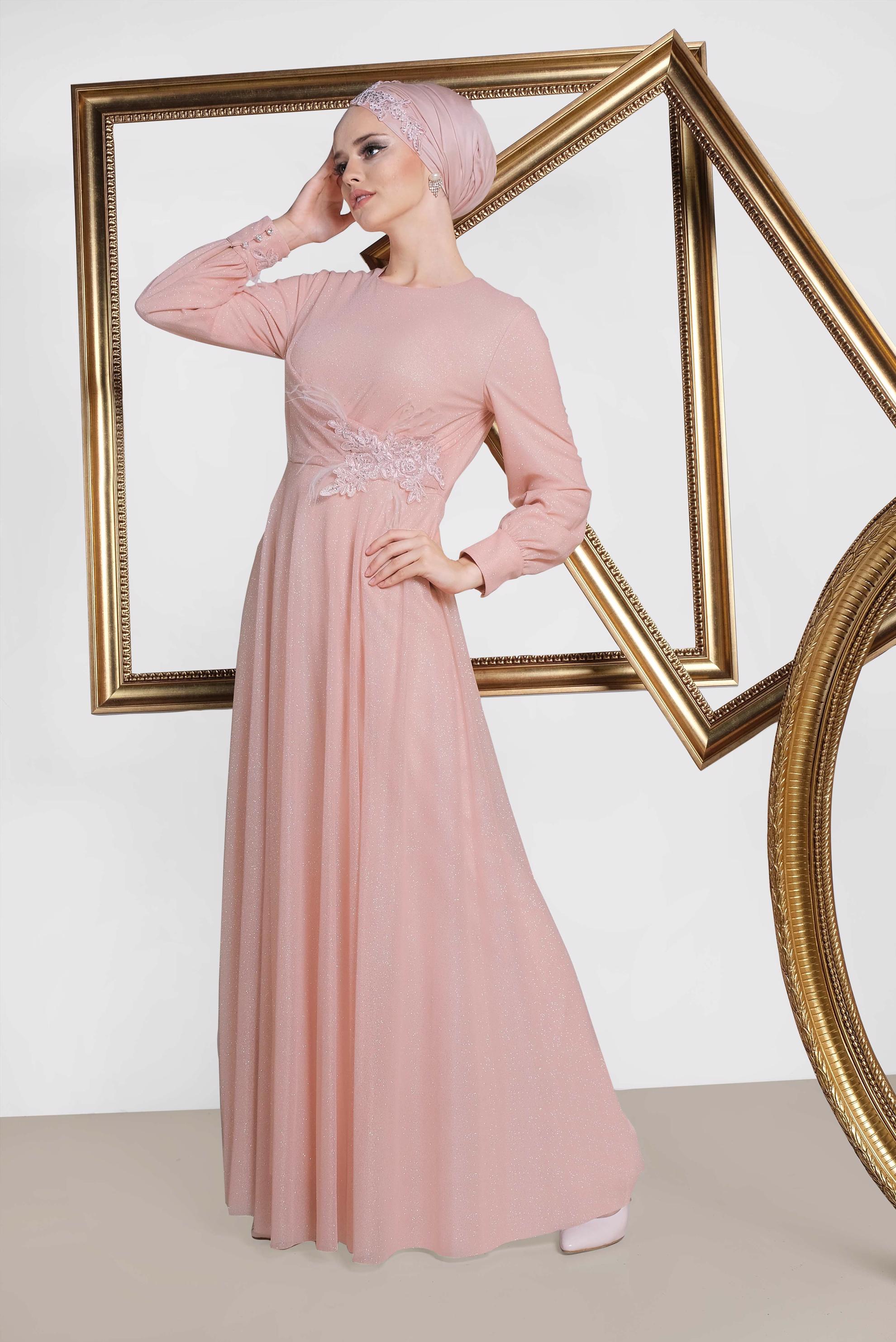 Tesettür giyim PUDRA GÜPÜR VE TÜY DETAYLI SİM KUMAŞ ABİYE 5608 