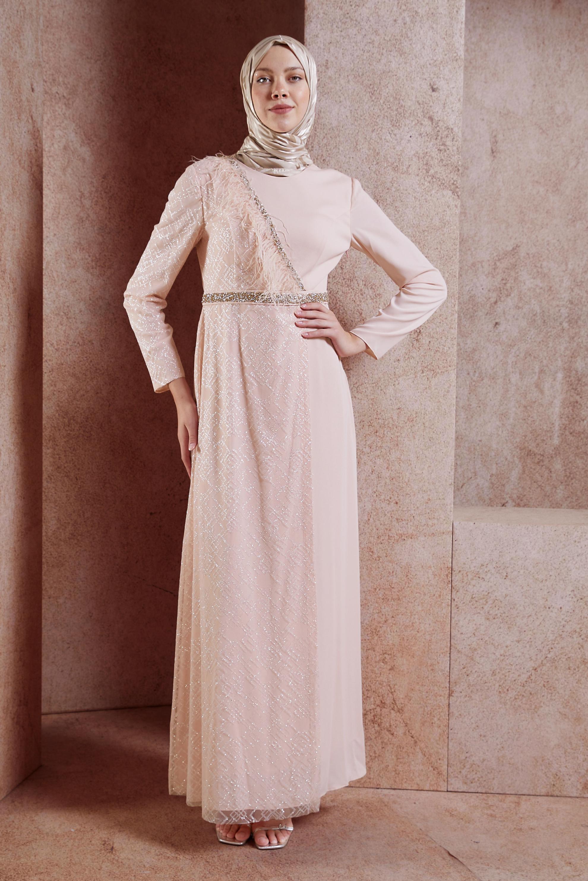 Tesettür giyim PUDRA TÜY DETAYLI ABİYE ELBİSE 5618 
