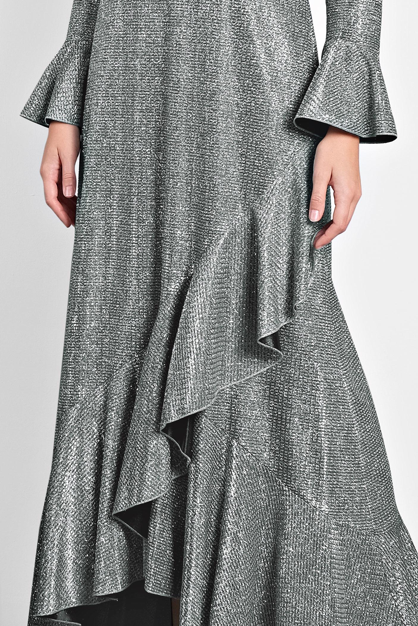 Tesettür giyim GÜMÜŞ KOLLARI VE ETEK UCU VOLANLI SİMLİ ABİYE 5620 