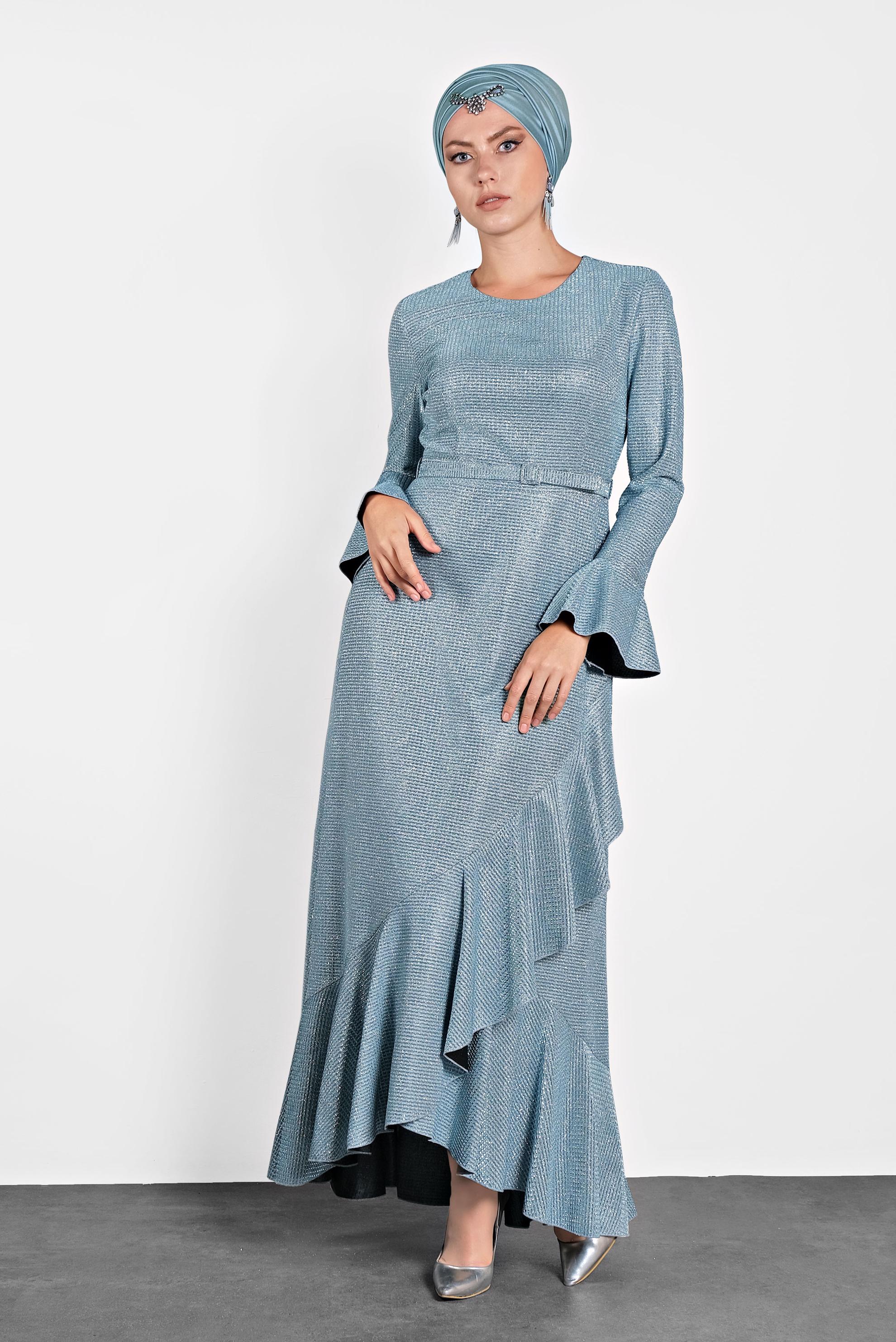 Tesettür giyim MAVİ KOLLARI VE ETEK UCU VOLANLI SİMLİ ABİYE 5620 