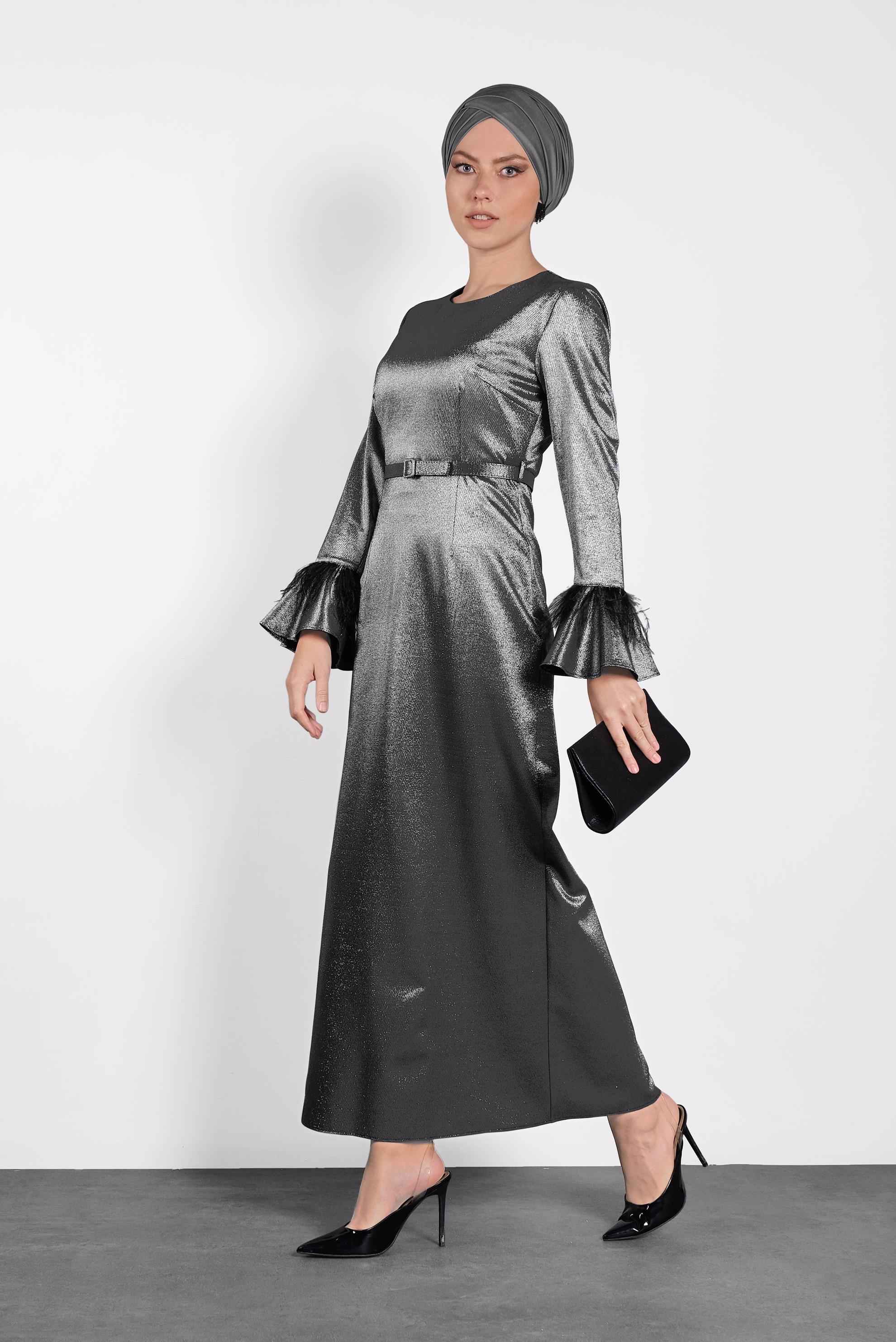 Tesettür giyim SİYAH KOLLARI VOLANLI SİMLİ ABİYE 5621 