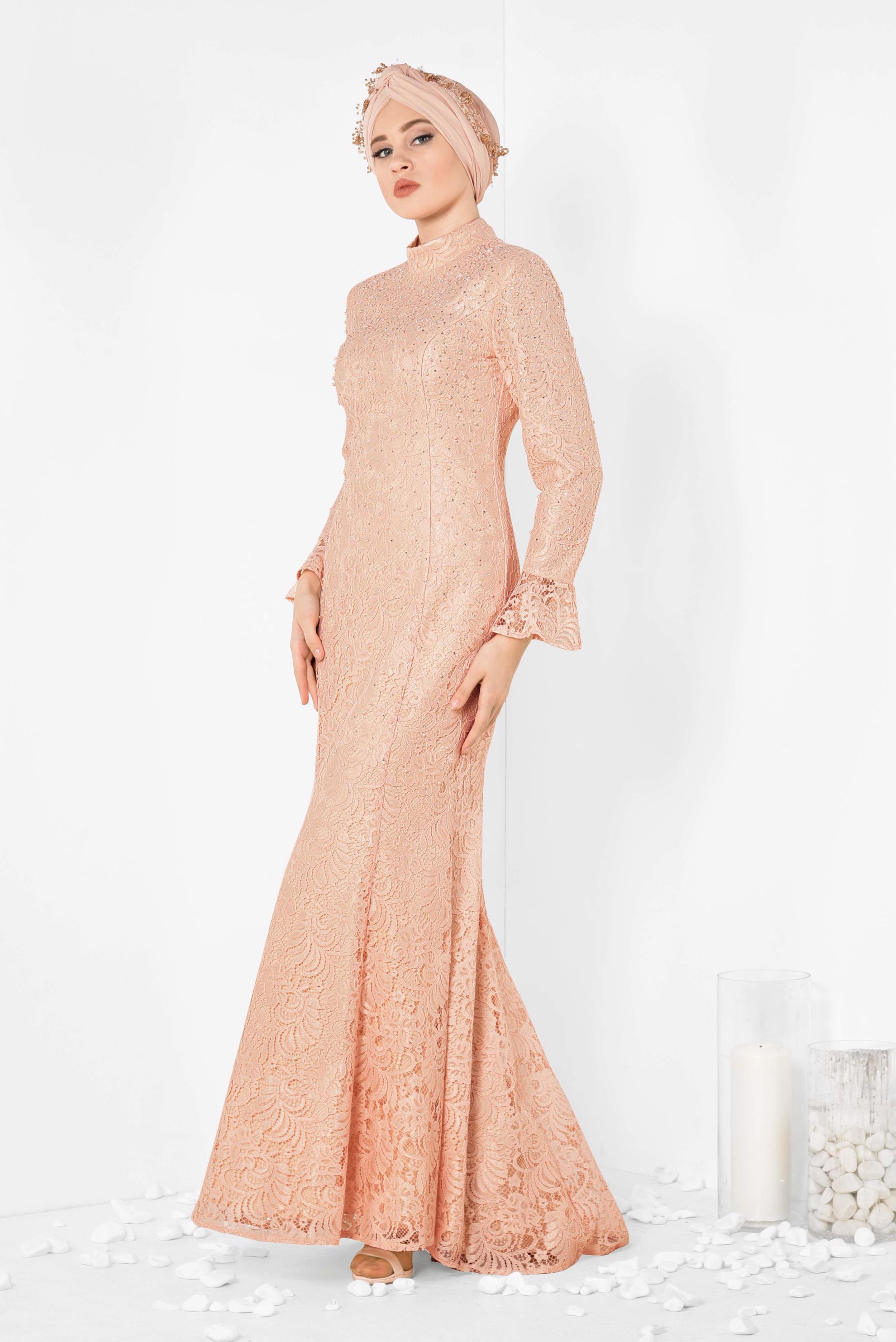 Tesettür giyim PUDRA DANTEL VE İNCİ İŞLEMELİ BALIK MODEL ABİYE ELBİSE 5519-1