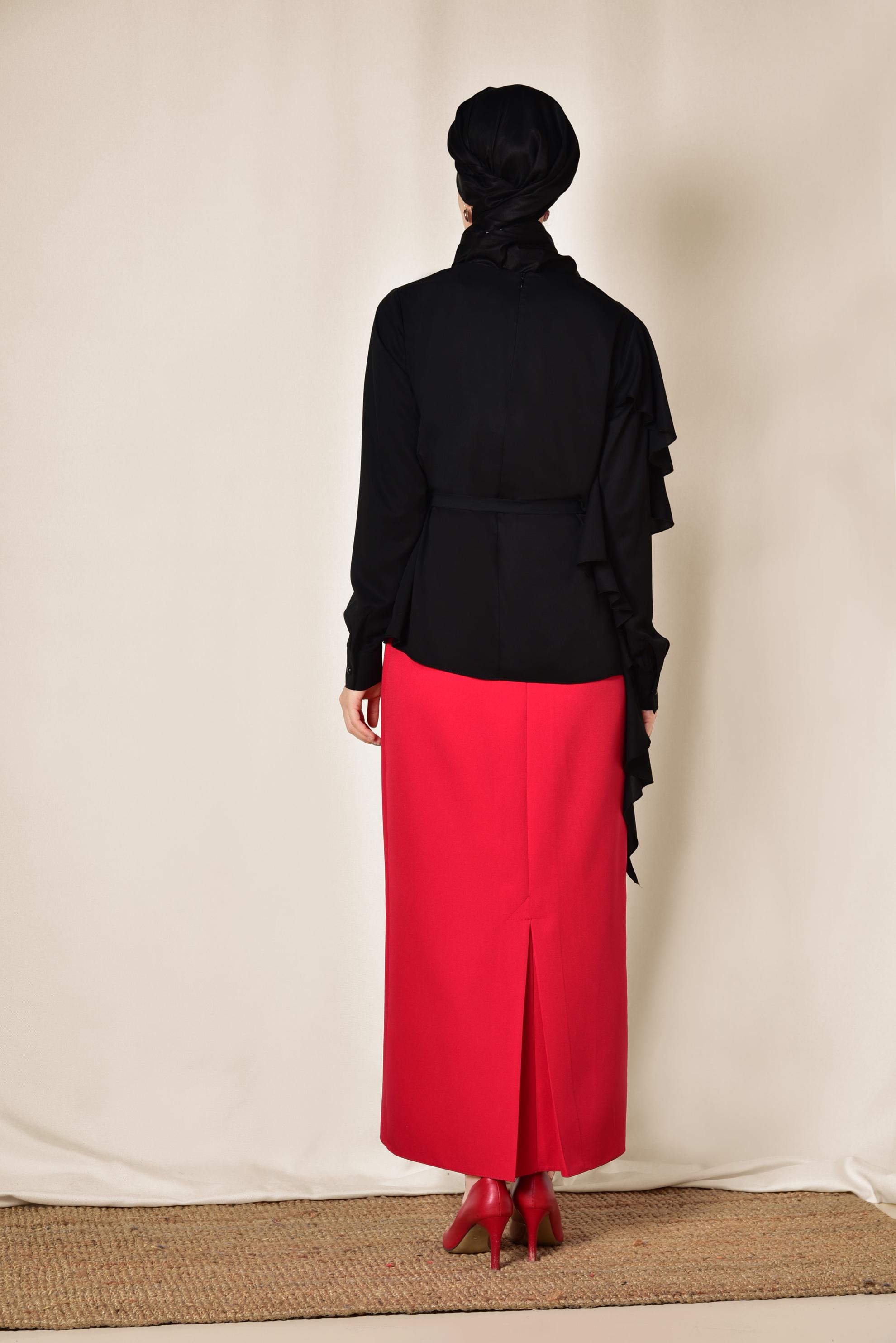 Tesettür giyim SİYAH VOLAN DETAYLI BLUZ 4062