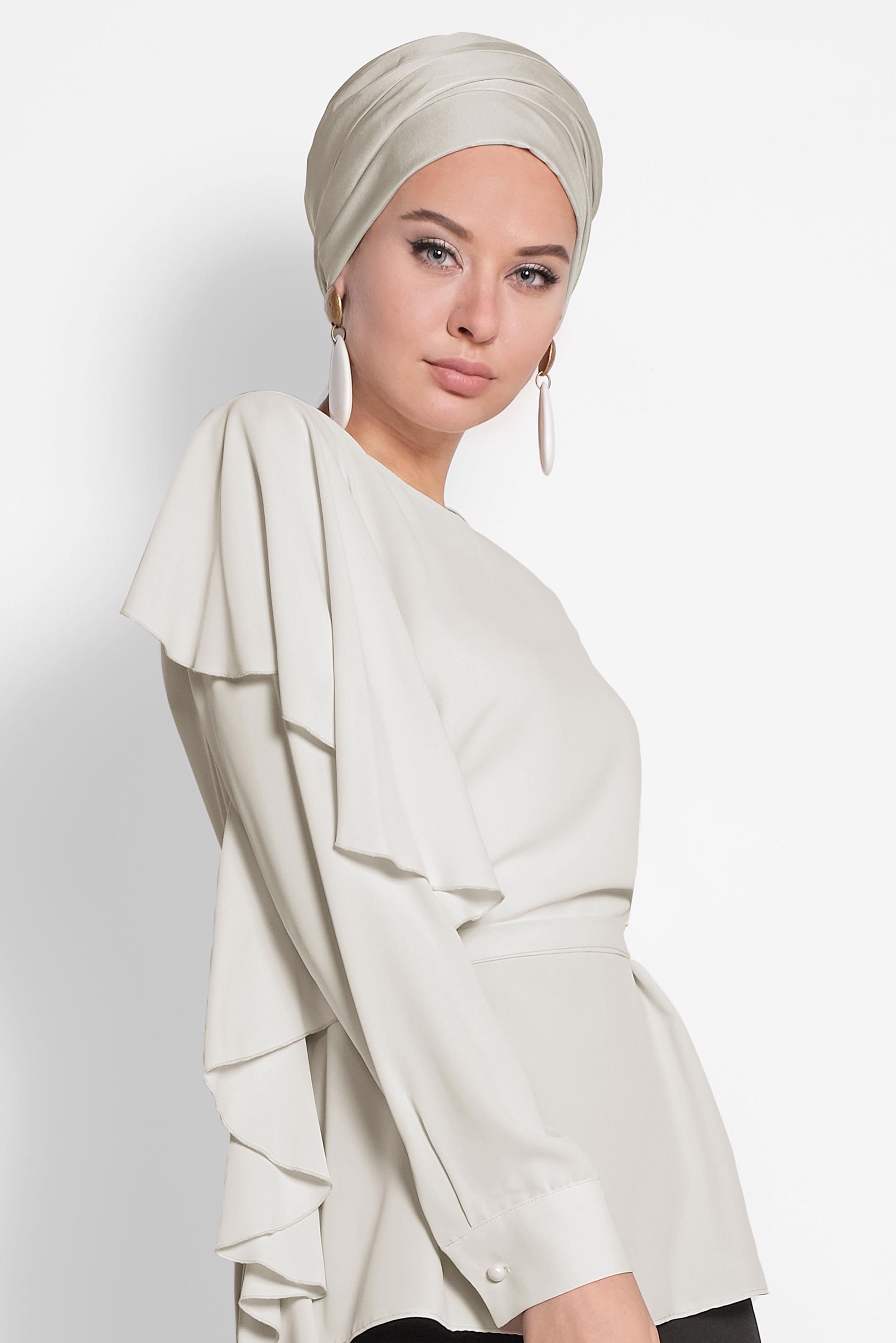 Tesettür giyim EKRU VOLAN DETAYLI BLUZ 4062