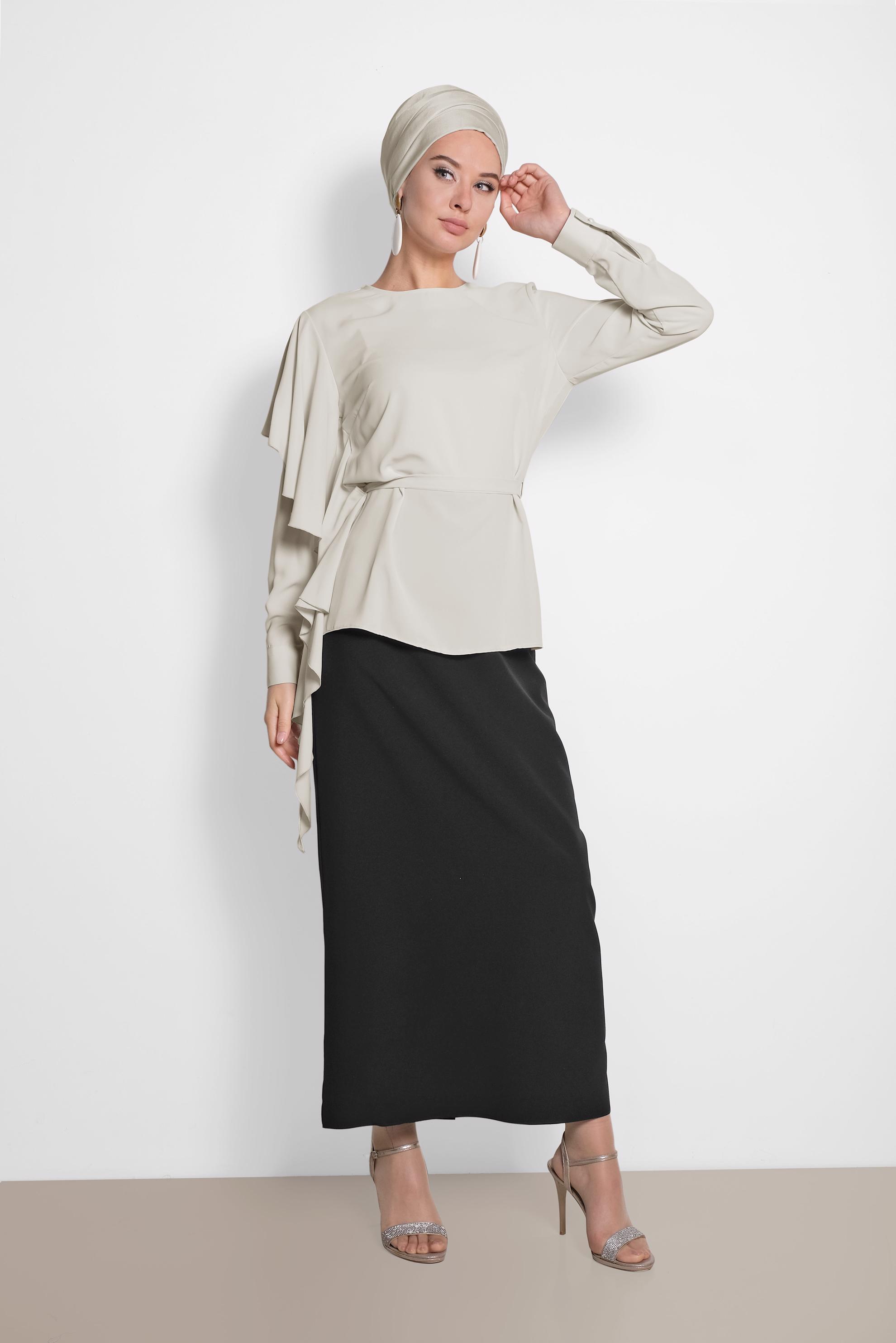 Tesettür giyim EKRU VOLAN DETAYLI BLUZ 4062