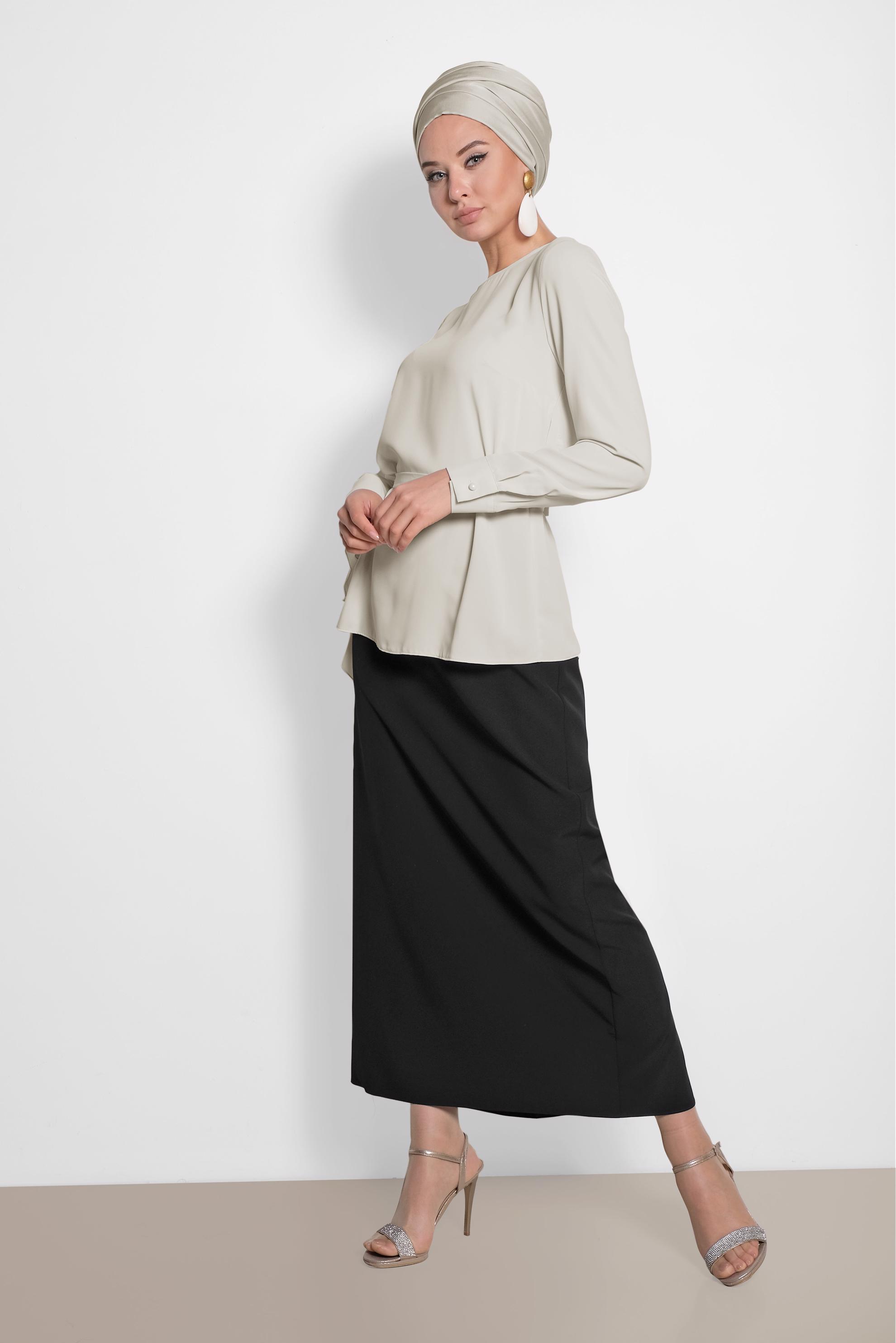 Tesettür giyim EKRU VOLAN DETAYLI BLUZ 4062