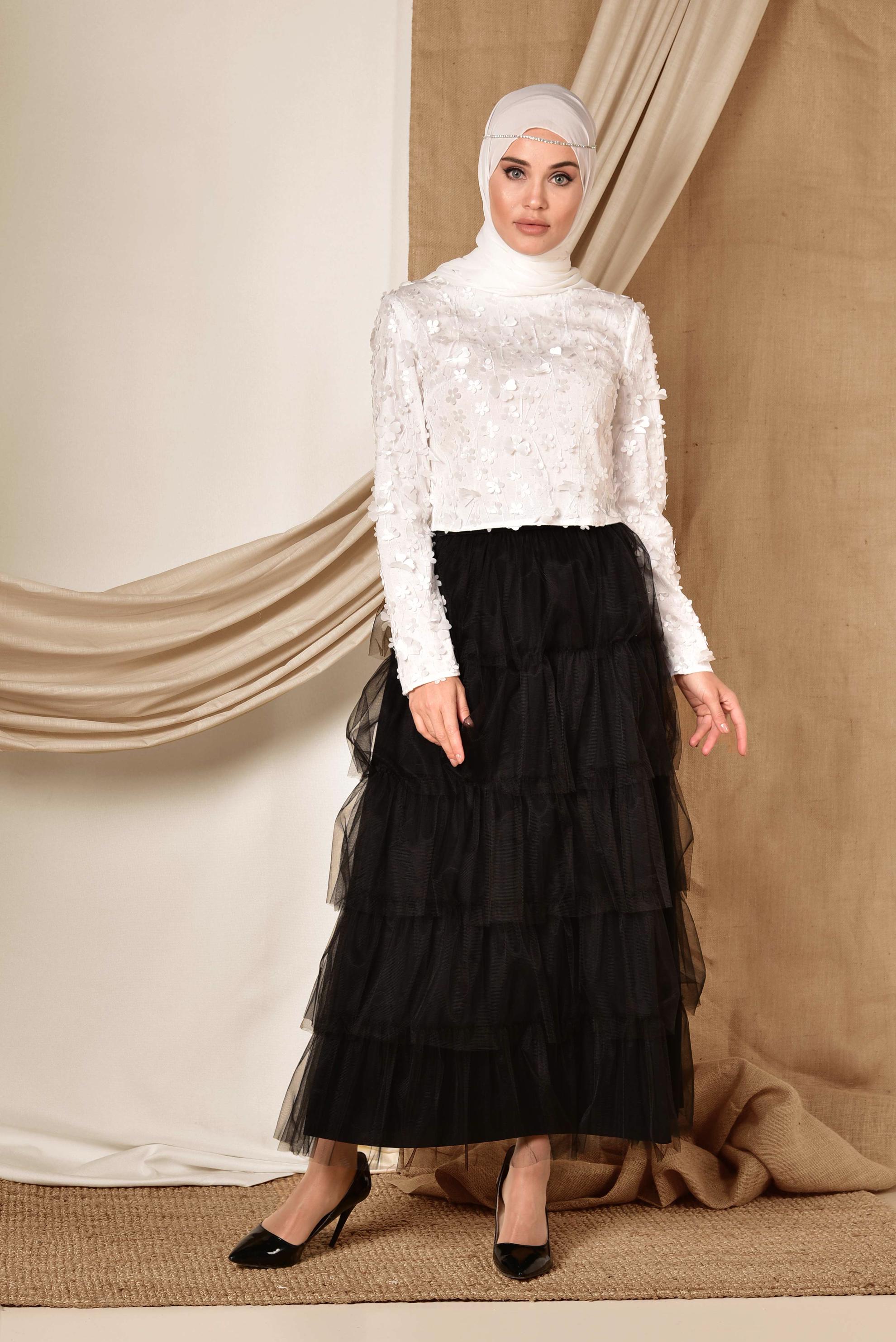 Tesettür giyim BEYAZ ÜÇ BOYUTLU ÇİÇEK DETAYLI  ABİYE BLUZ 4064 