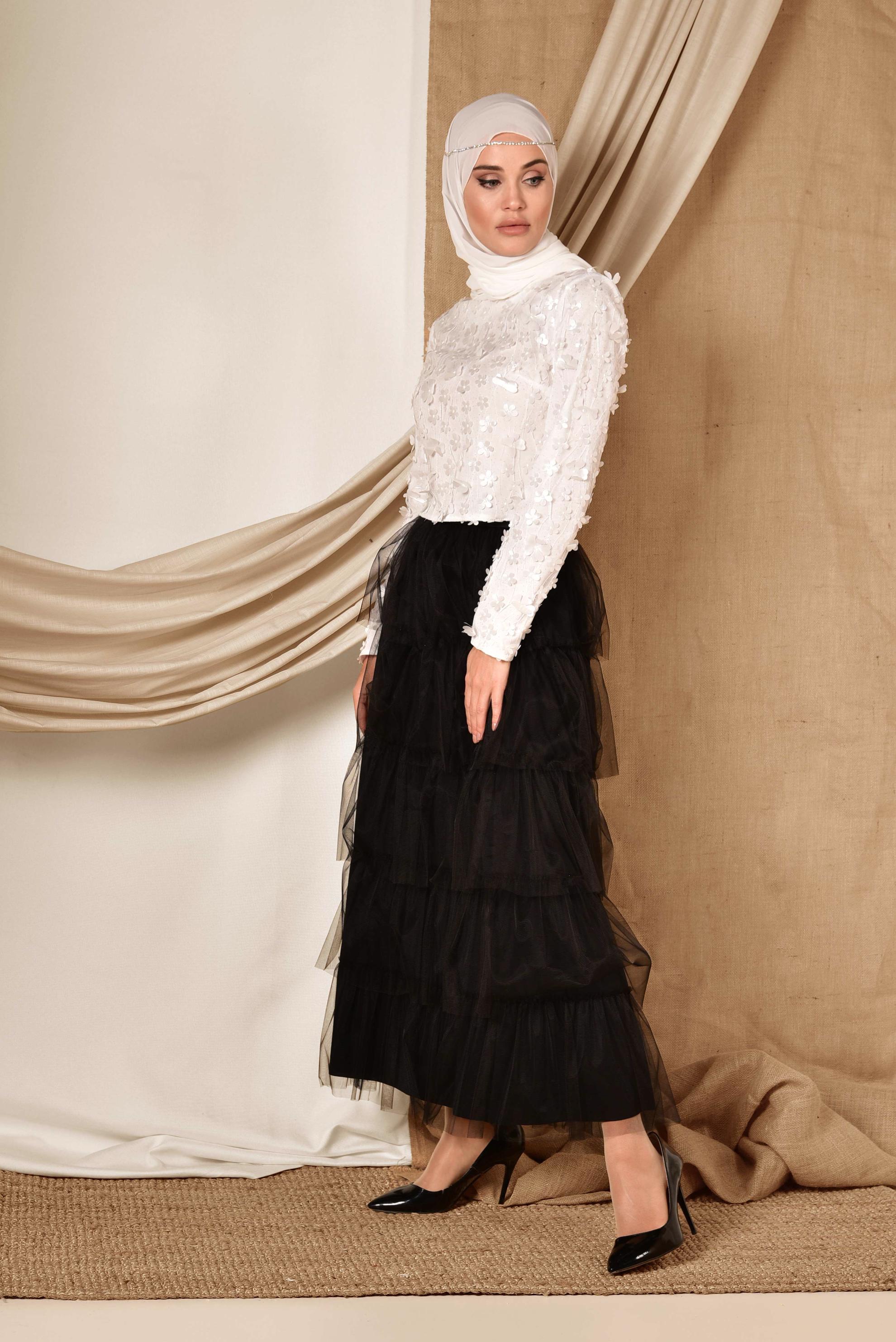 Tesettür giyim BEYAZ ÜÇ BOYUTLU ÇİÇEK DETAYLI  ABİYE BLUZ 4064 