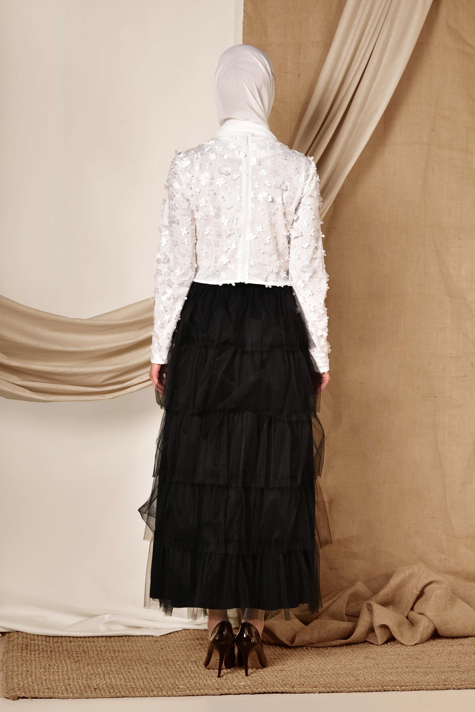 Tesettür giyim BEYAZ ÜÇ BOYUTLU ÇİÇEK DETAYLI  ABİYE BLUZ 4064 