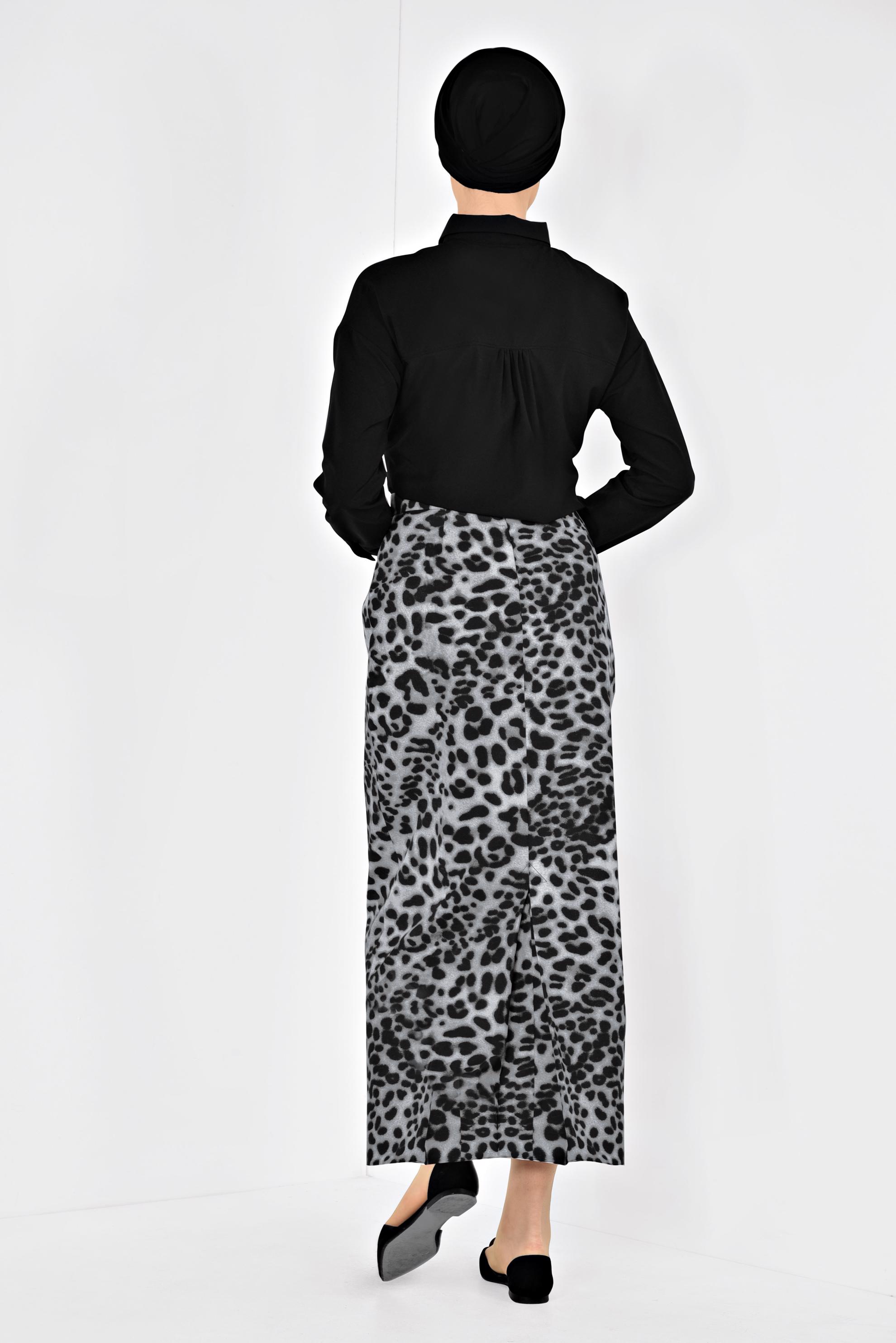 Tesettür giyim SİYAH ÖNDEN DÜĞMELİ BELİ KUŞAKLI BLUZ 4077