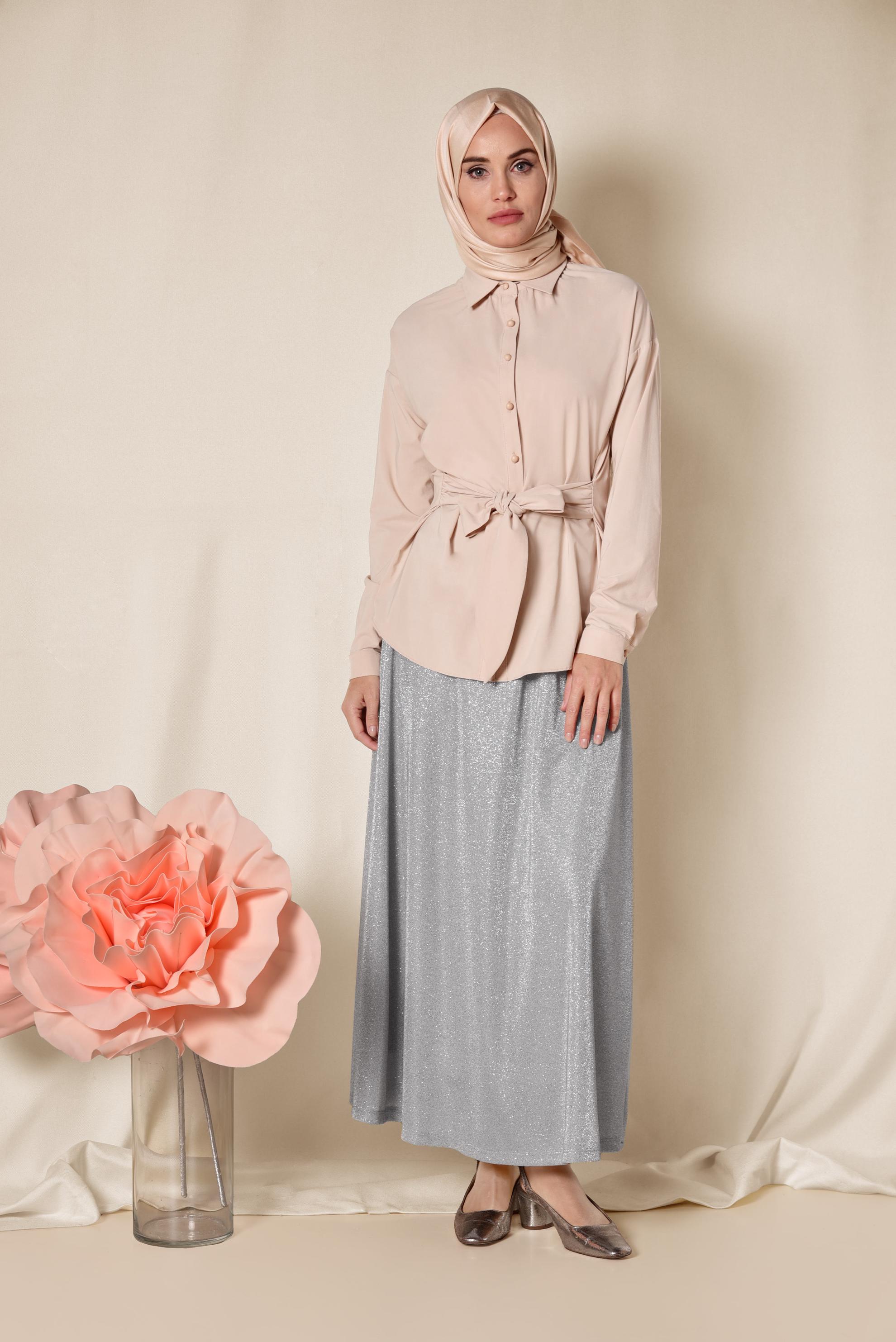 Tesettür giyim BEJ ÖNDEN DÜĞMELİ BELİ KUŞAKLI BLUZ 4077