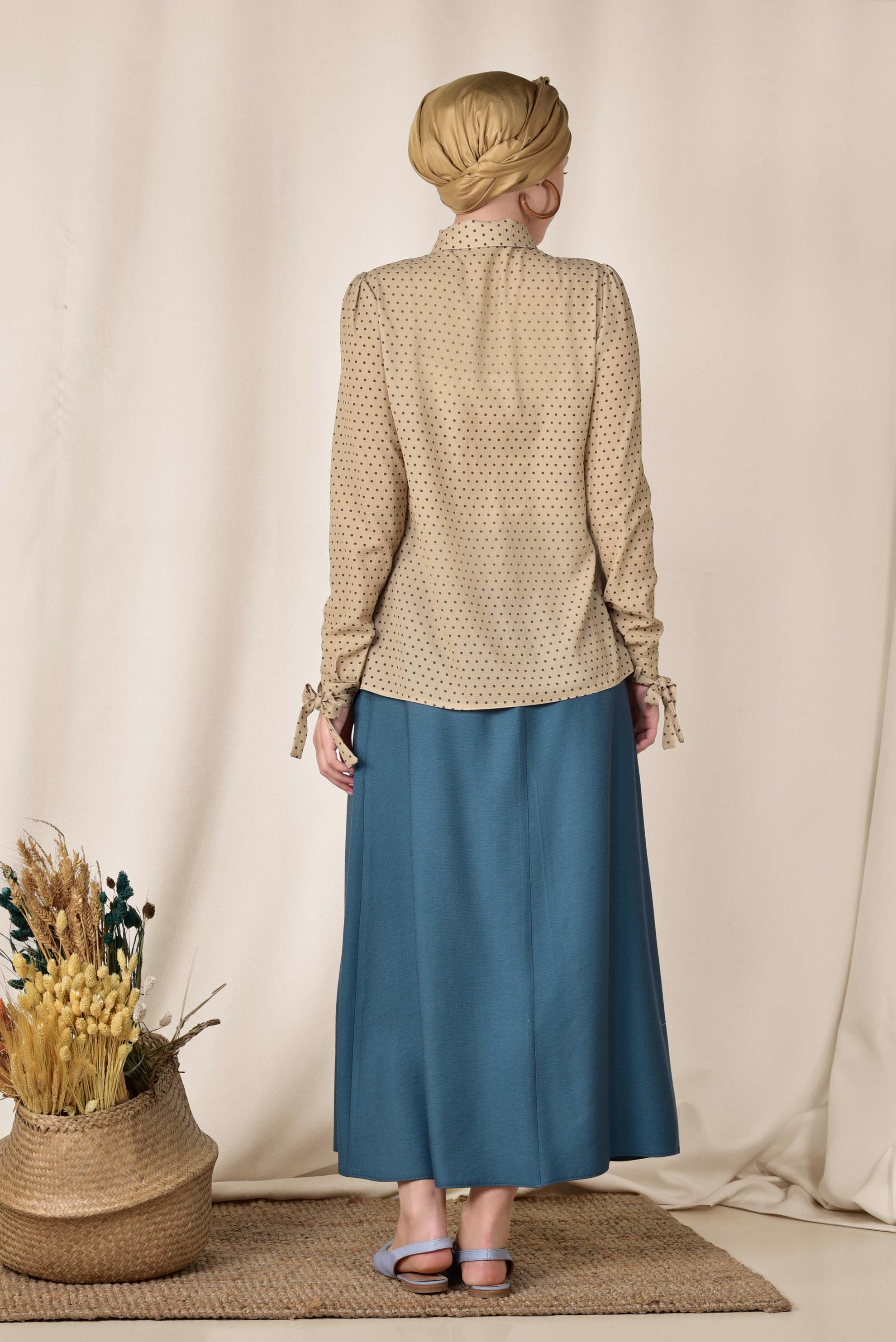 Tesettür giyim KAHVE PUANTİYE DESENLİ BAĞCIKLI BLUZ 4081