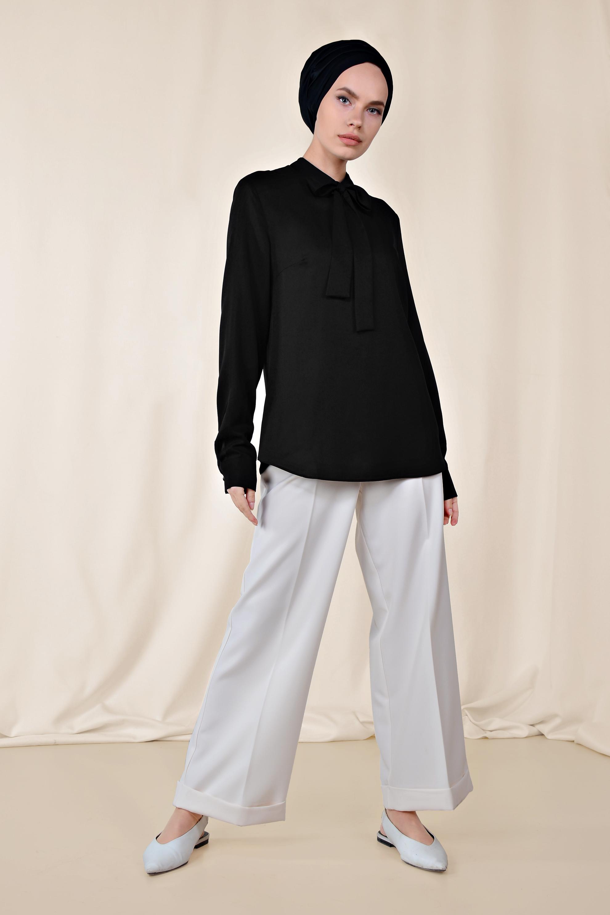 Tesettür giyim SİYAH YAKASI BAĞCIKLI BLUZ 4163