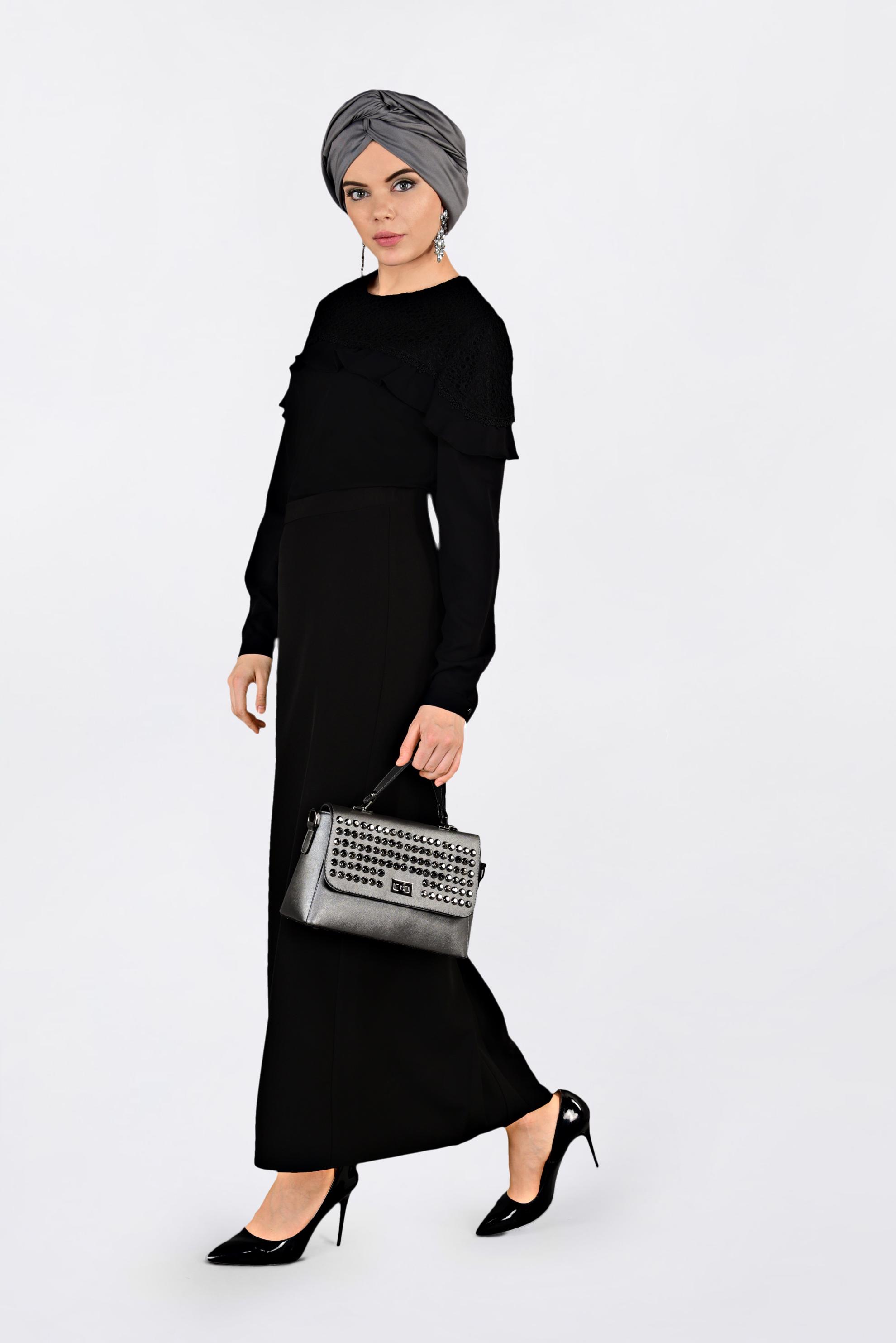 Tesettür giyim SİYAH DANTEL VE FIRFIRLI BLUZ 4204