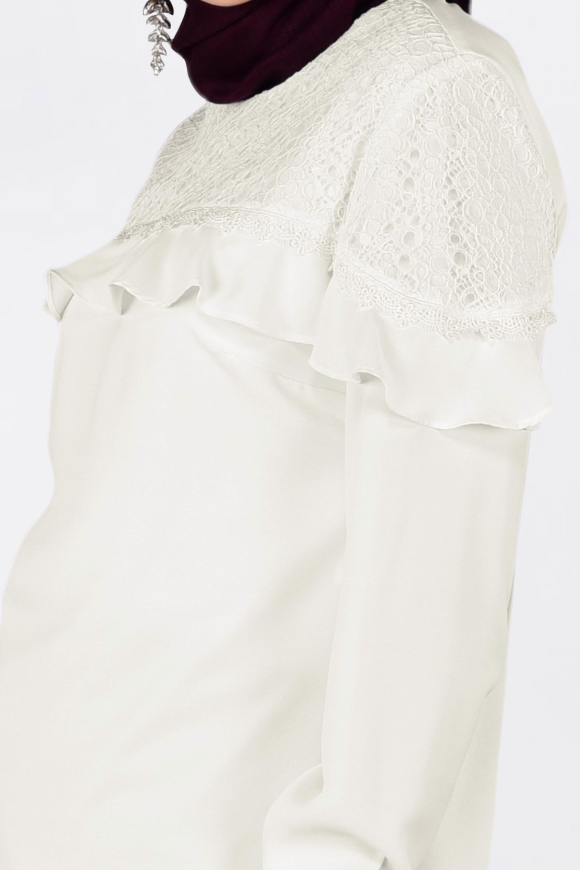 Tesettür giyim BEYAZ DANTEL VE FIRFIRLI BLUZ 4204