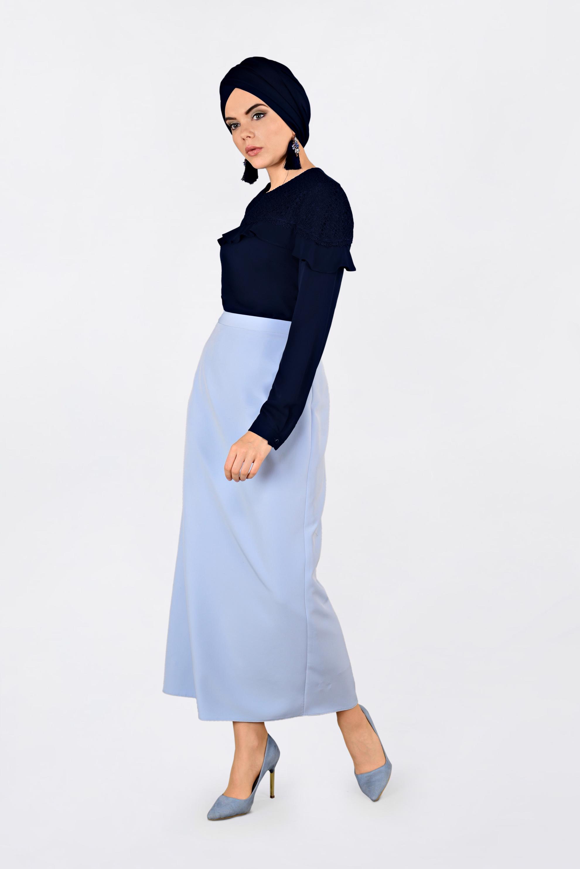 Tesettür giyim LACİVERT DANTEL VE FIRFIRLI BLUZ 4204