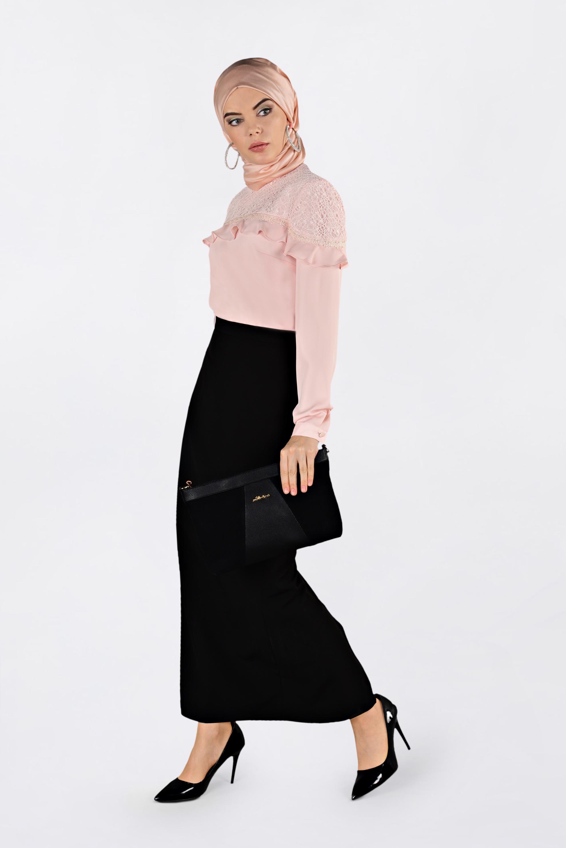 Tesettür giyim PUDRA DANTEL VE FIRFIRLI BLUZ 4204