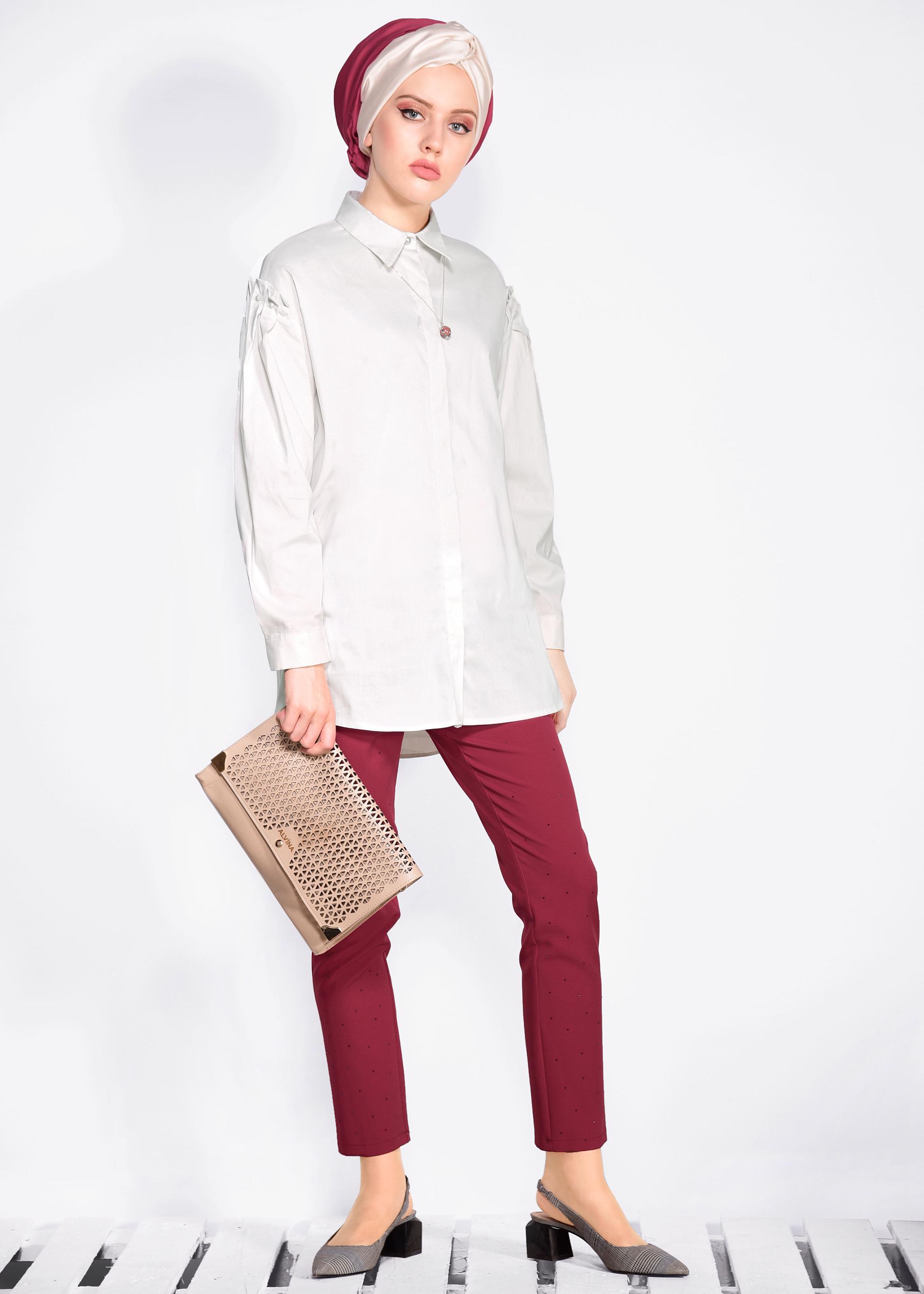 Tesettür giyim BEJ İNCİ DETAYLI GİZLİ DÜĞMELİ GÖMLEK 4231