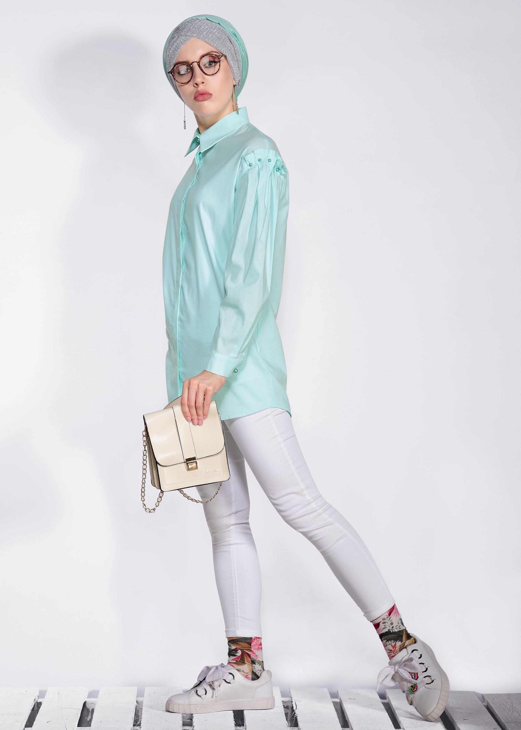 Tesettür giyim YEŞİL İNCİ DETAYLI GİZLİ DÜĞMELİ GÖMLEK 4231