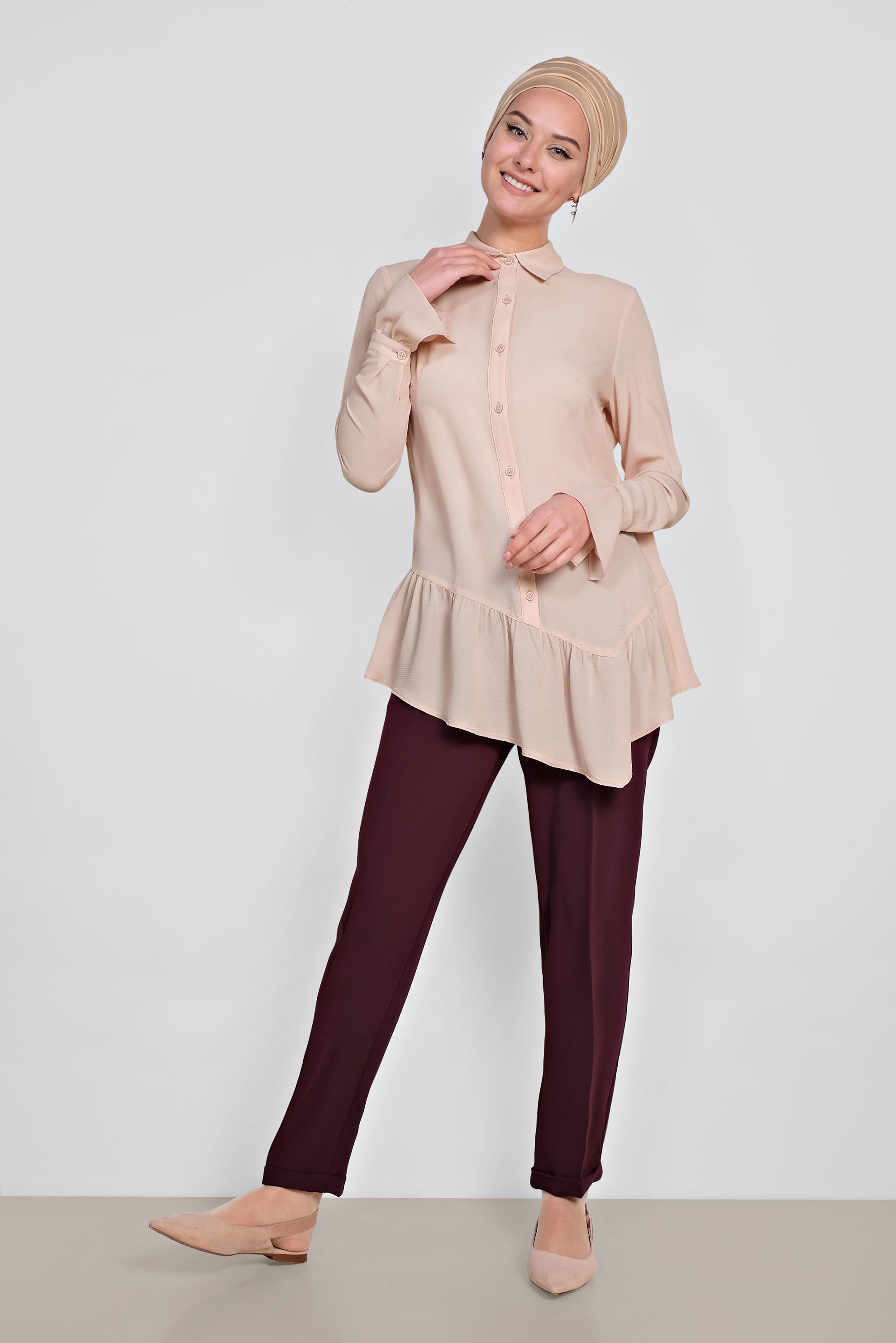 Tesettür giyim PUDRA ETEK UCU VE KOLLARI VOLANLI ASİMETRİK KESİM BLUZ 4234