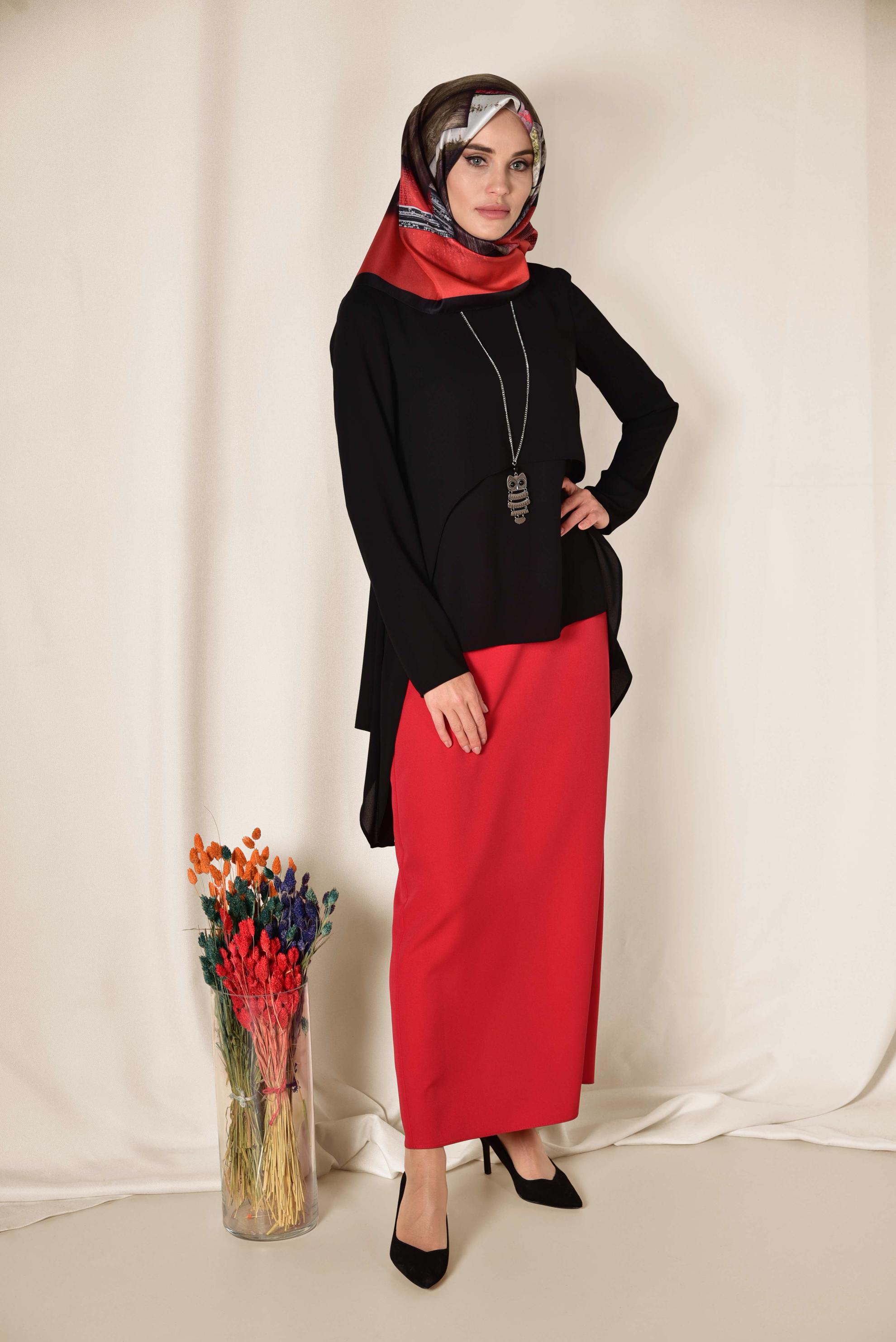 Tesettür giyim SİYAH ASİMETRİK KESİM ŞİFON BLUZ 4291