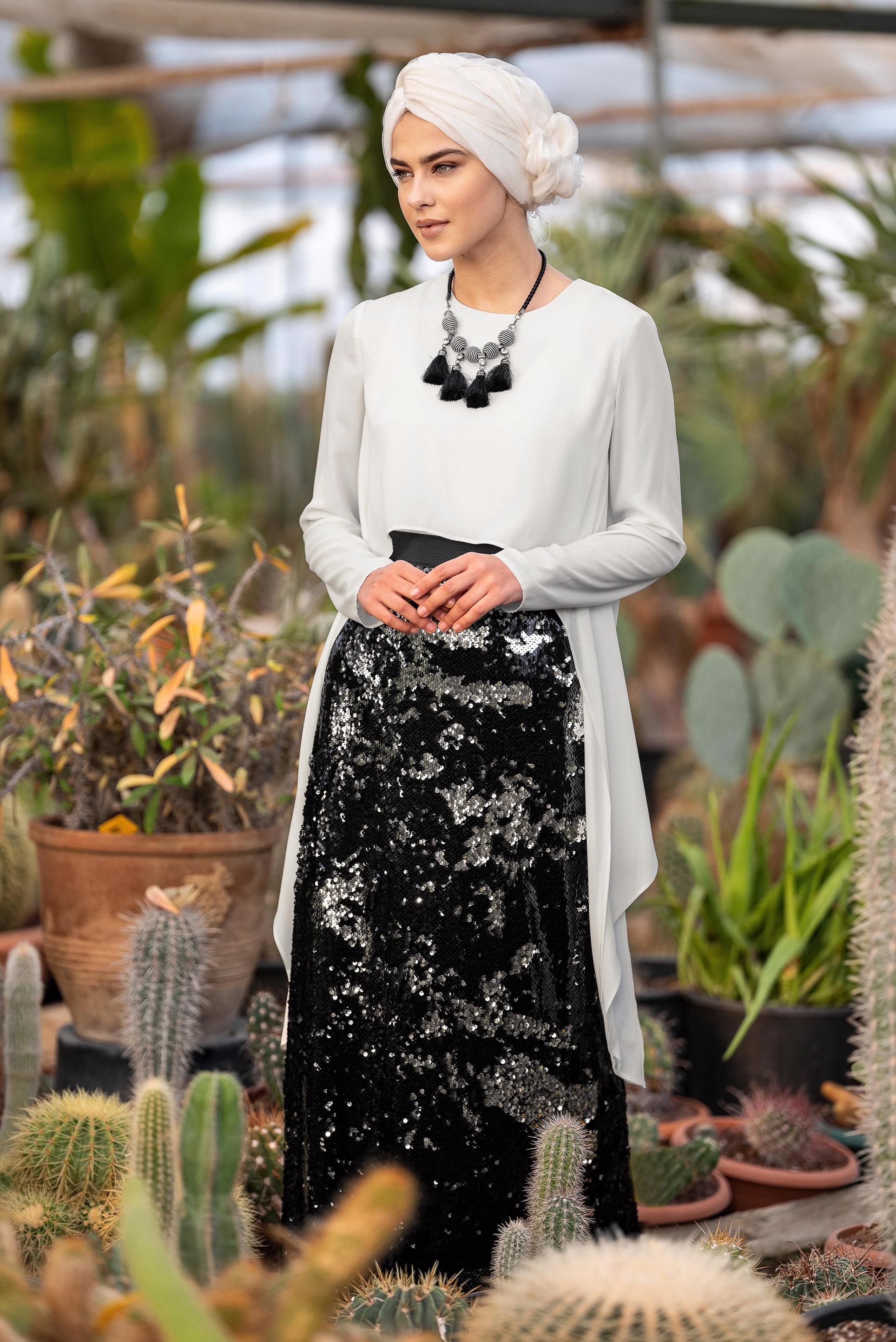 Tesettür giyim BEYAZ ASİMETRİK KESİM ŞİFON BLUZ 4291