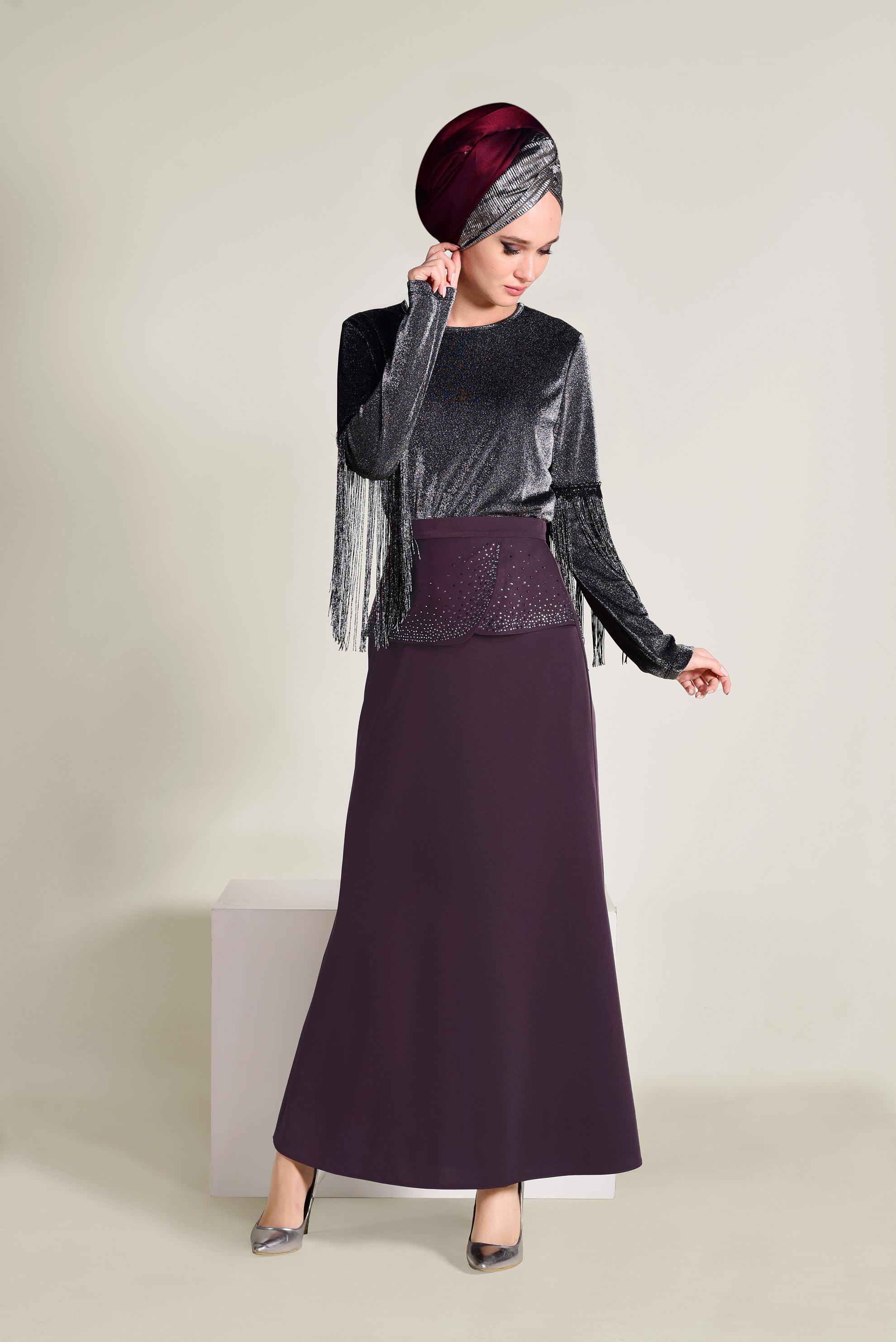 Tesettür giyim SİYAH KOLLARI PÜSKÜLLÜ SİMLİ BLUZ 4323