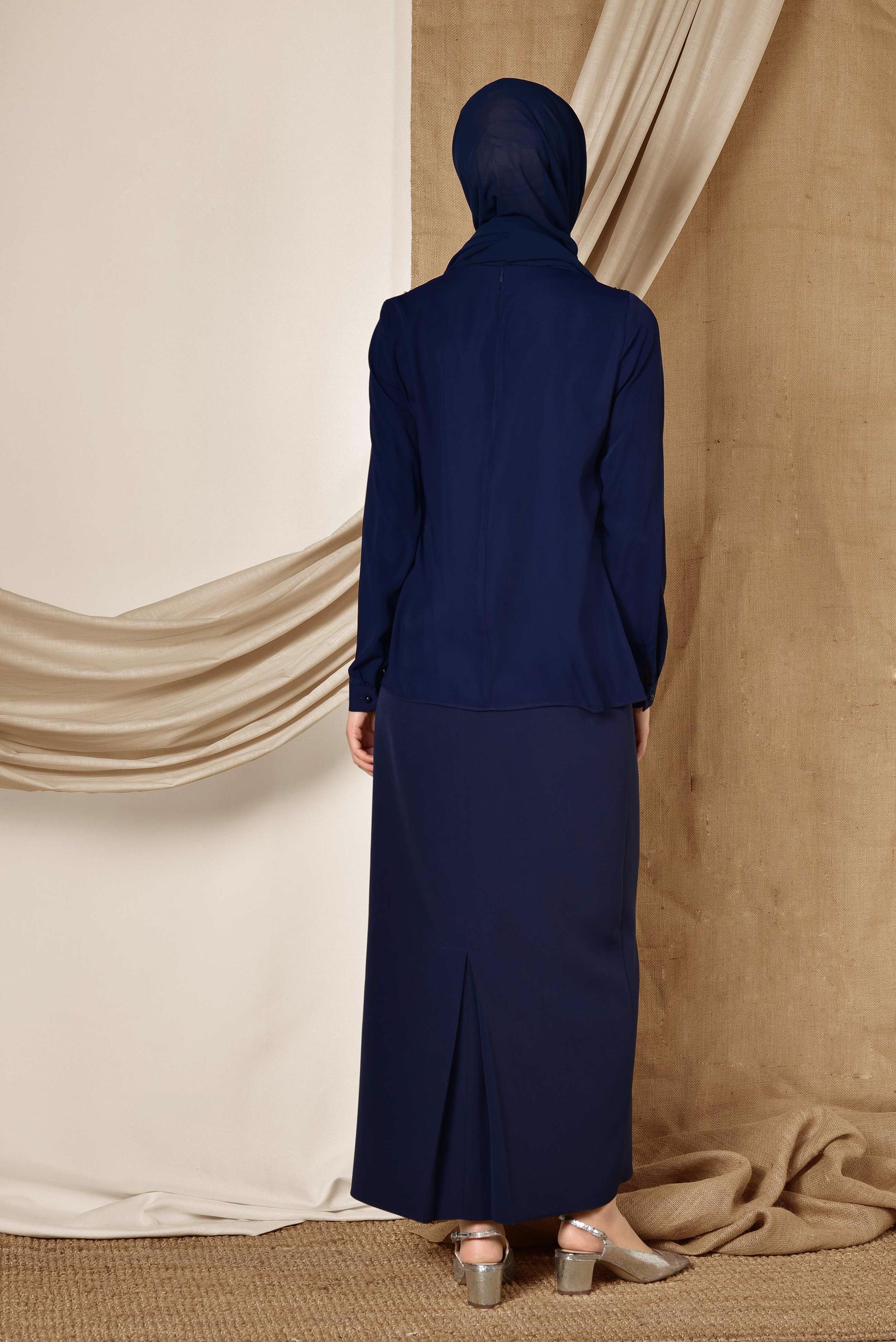 Tesettür giyim LACİVERT GÜPÜR VE BONCUK DETAYLI BLUZ 4338