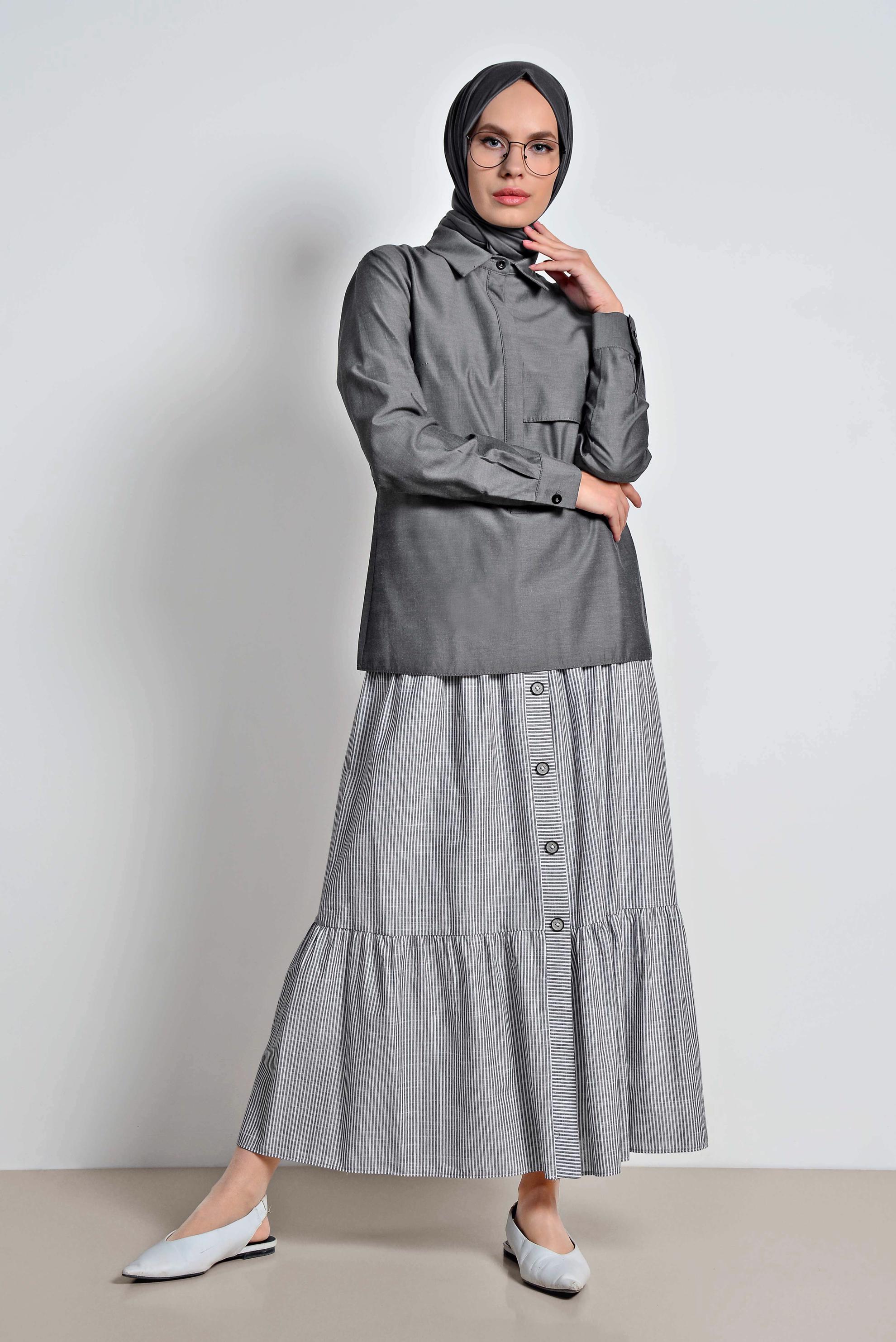 Tesettür giyim SİYAH GÖMLEK YAKA BLUZ 4376