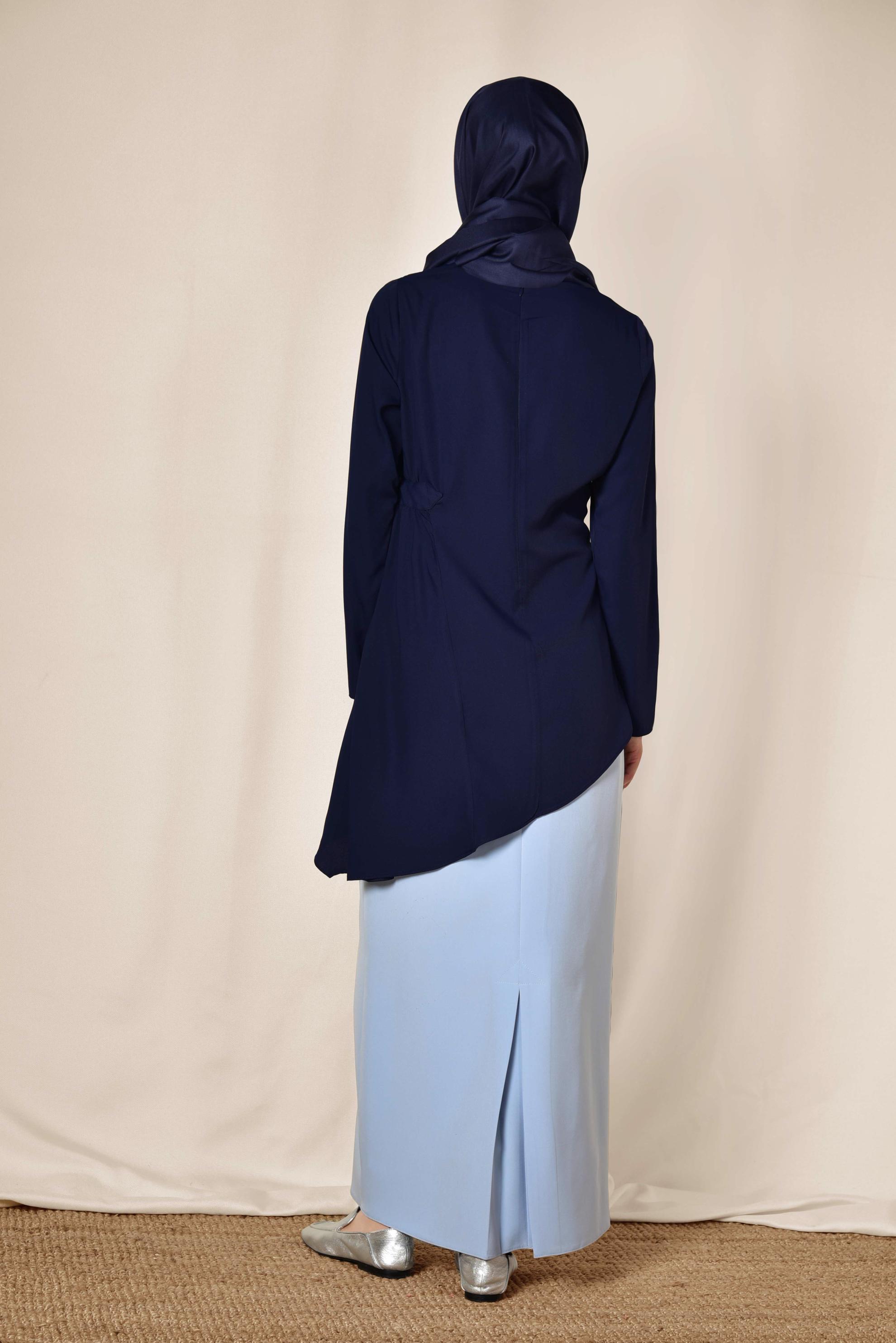 Tesettür giyim LACİVERT ASİMETRİK KESİM BLUZ 4866