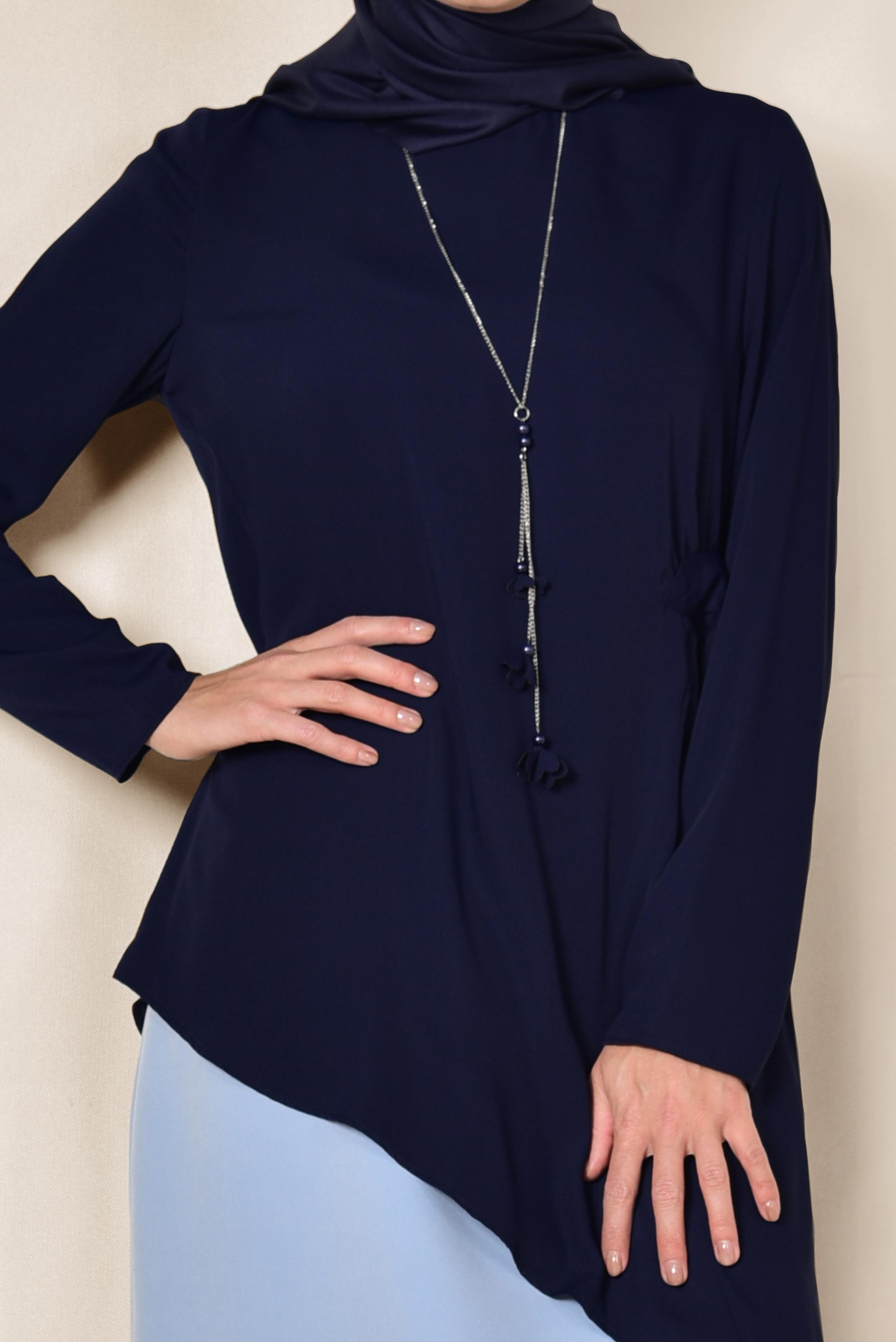 Tesettür giyim LACİVERT ASİMETRİK KESİM BLUZ 4866