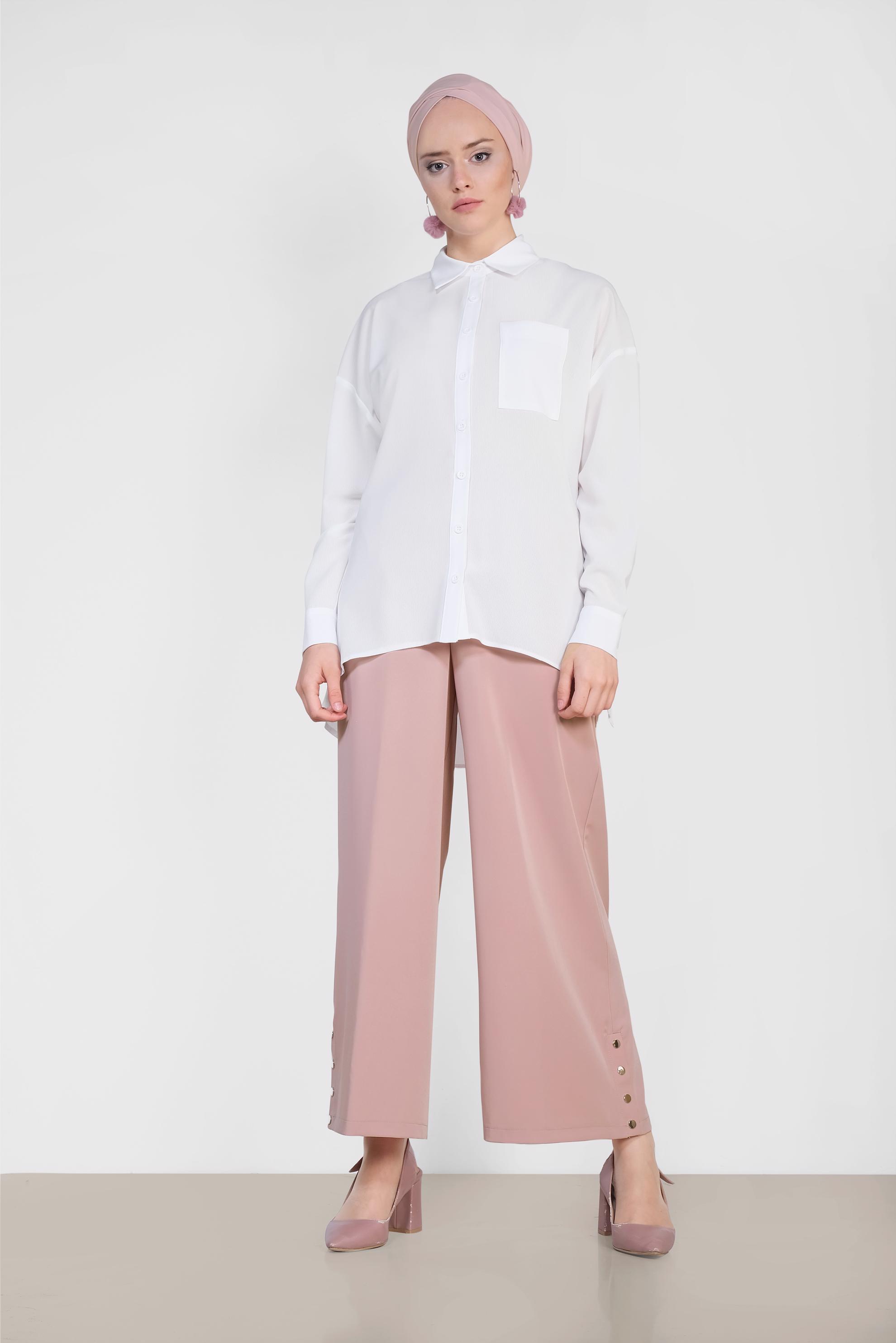 Tesettür giyim BEYAZ ASİMETRİK KESİM ÖNDEN DÜĞMELİ BLUZ 4886