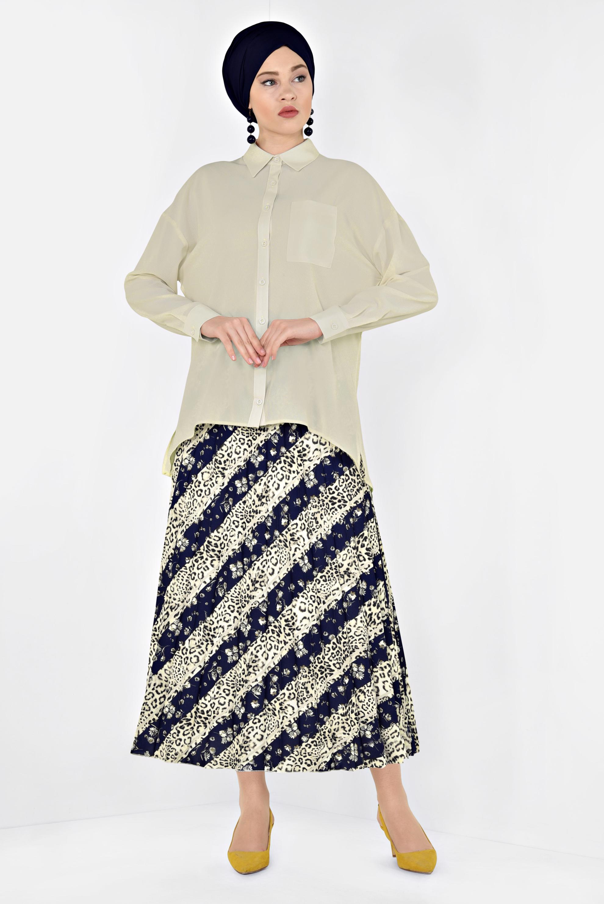 Tesettür giyim BEJ ASİMETRİK KESİM ÖNDEN DÜĞMELİ BLUZ 4886