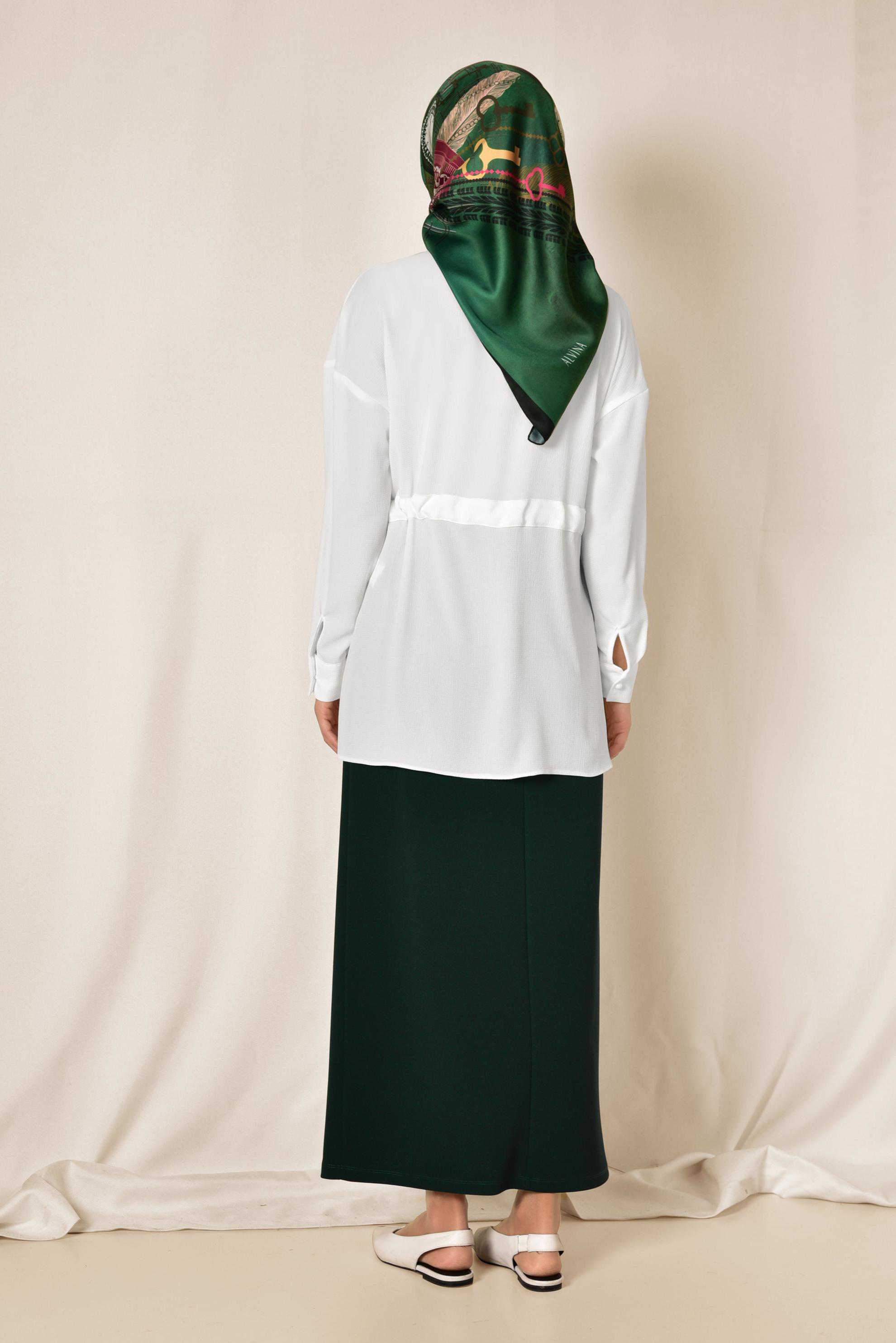 Tesettür giyim BEYAZ BELİ BÜZGÜLÜ BLUZ 4915