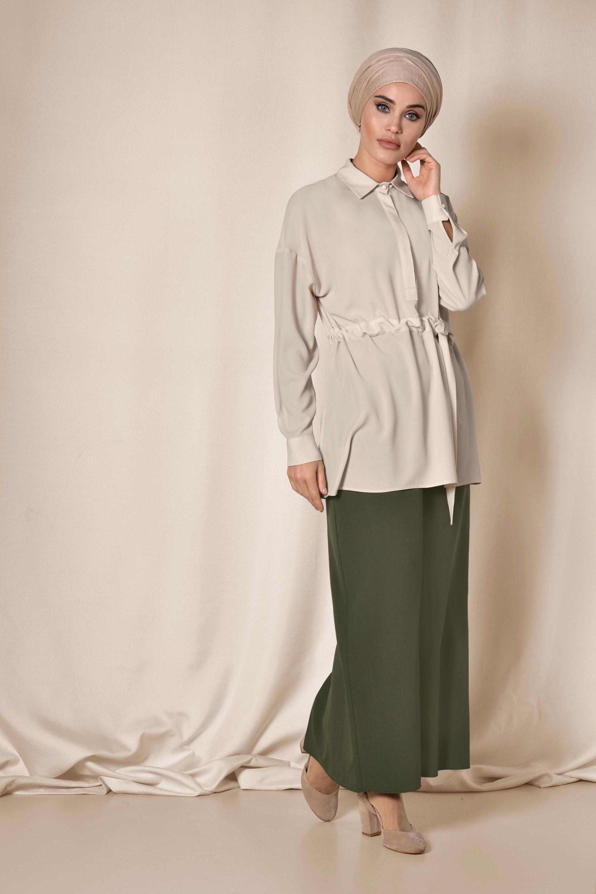 Tesettür giyim BEJ BELİ BÜZGÜLÜ BLUZ 4915