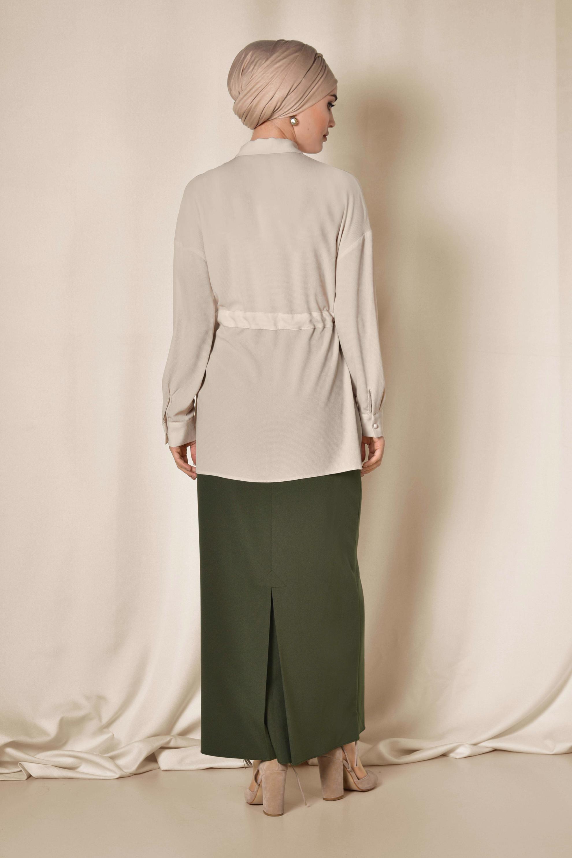 Tesettür giyim BEJ BELİ BÜZGÜLÜ BLUZ 4915