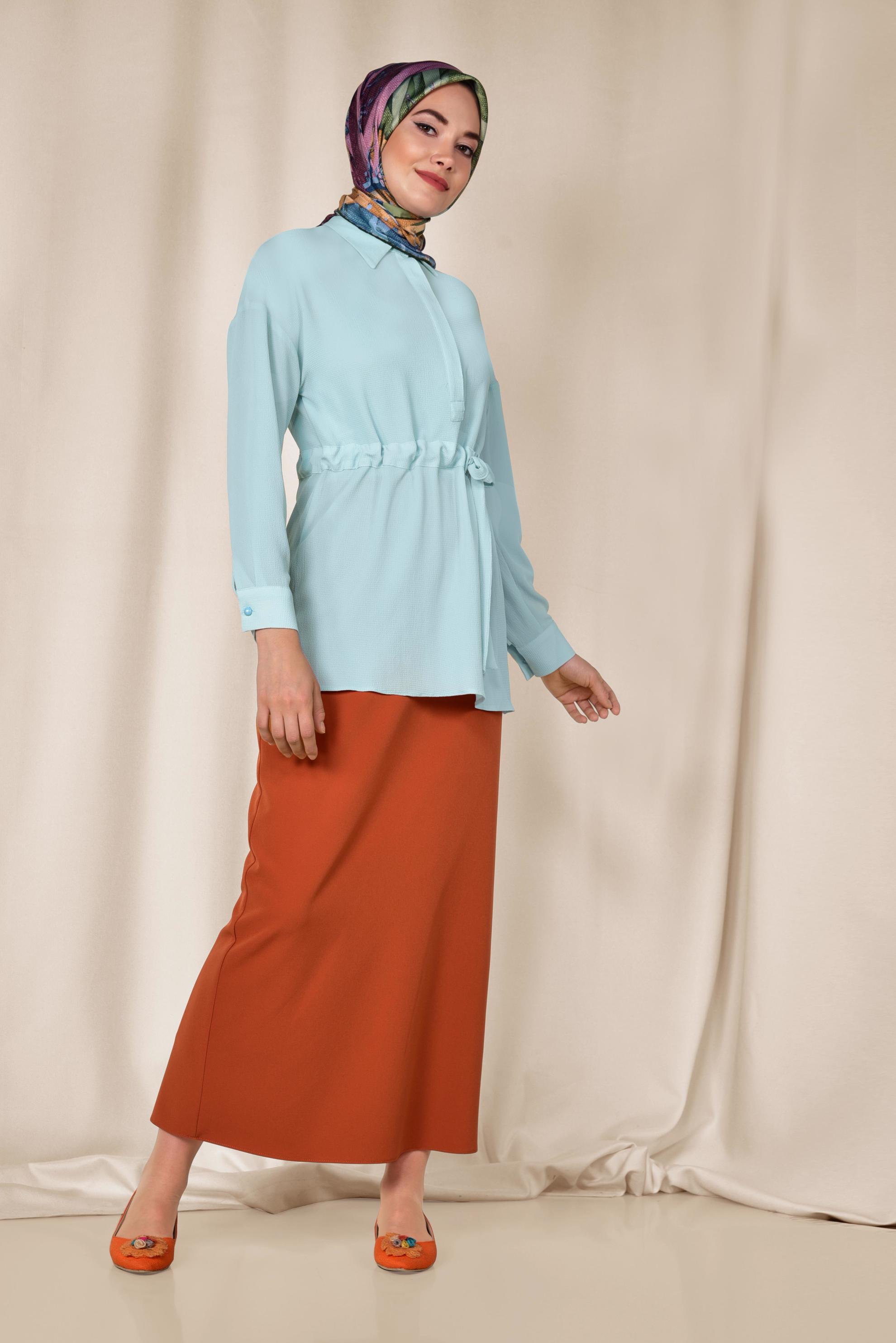 Tesettür giyim MAVİ BELİ BÜZGÜLÜ BLUZ 4915