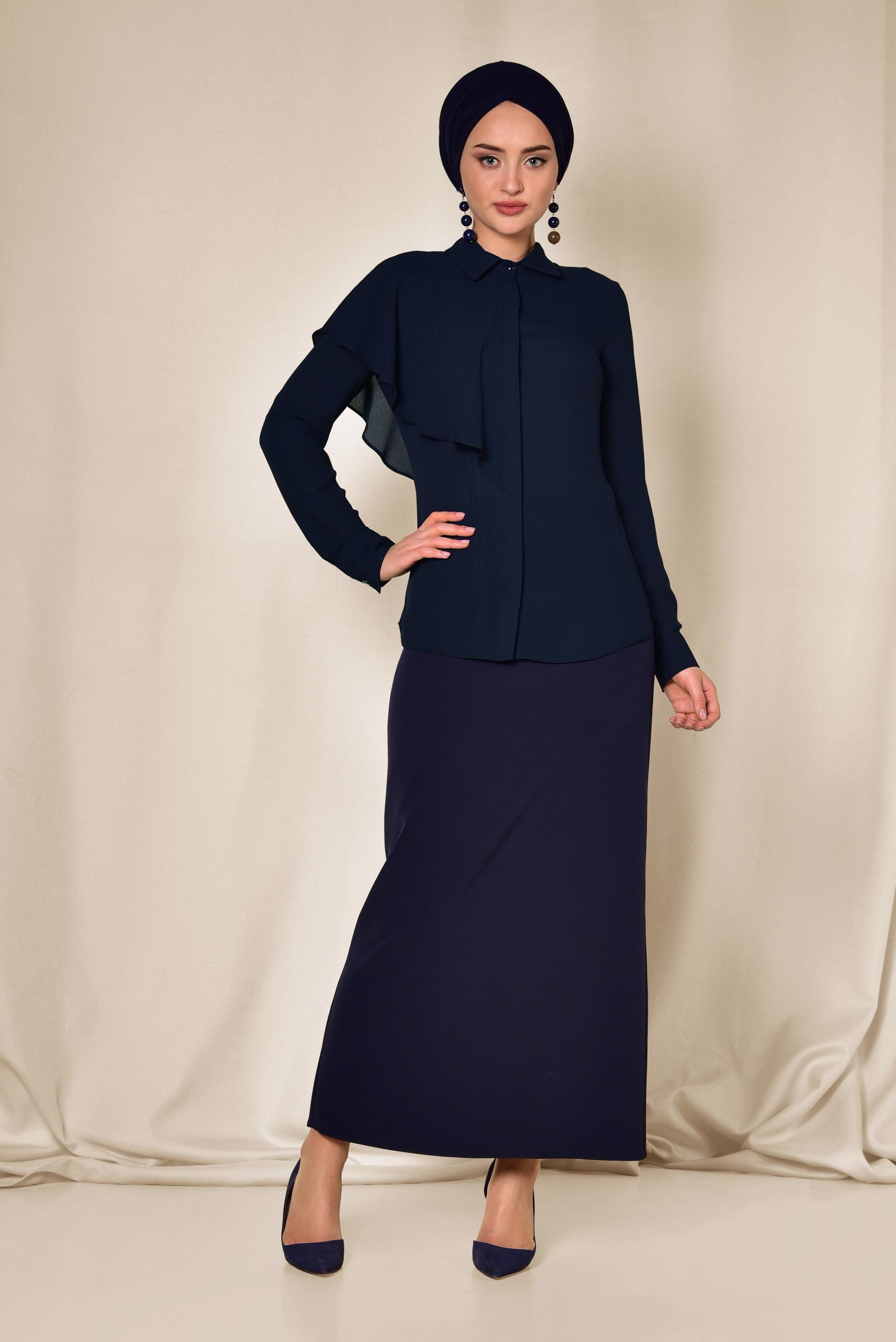 Tesettür giyim LACİVERT TEK TARAFI VOLANLI BLUZ 4916