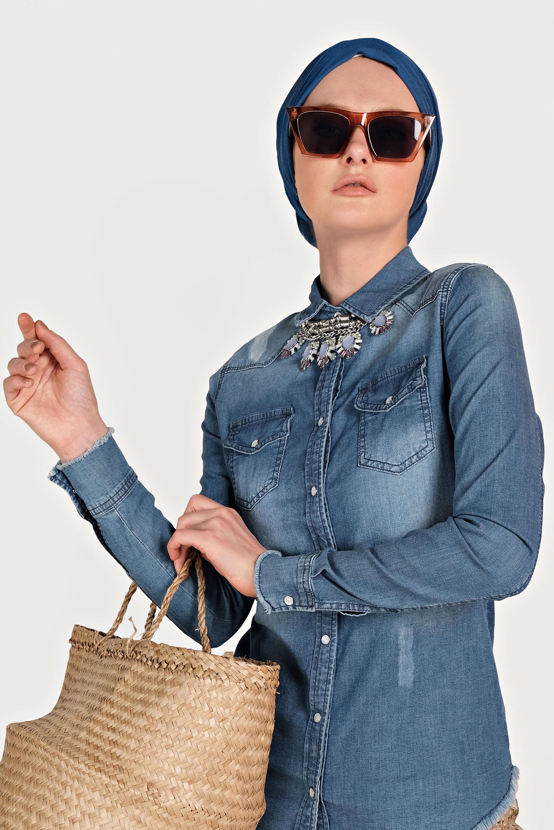 Tesettür giyim MAVİ ÖNDEN ÇITÇITLI DENİM BLUZ 4956