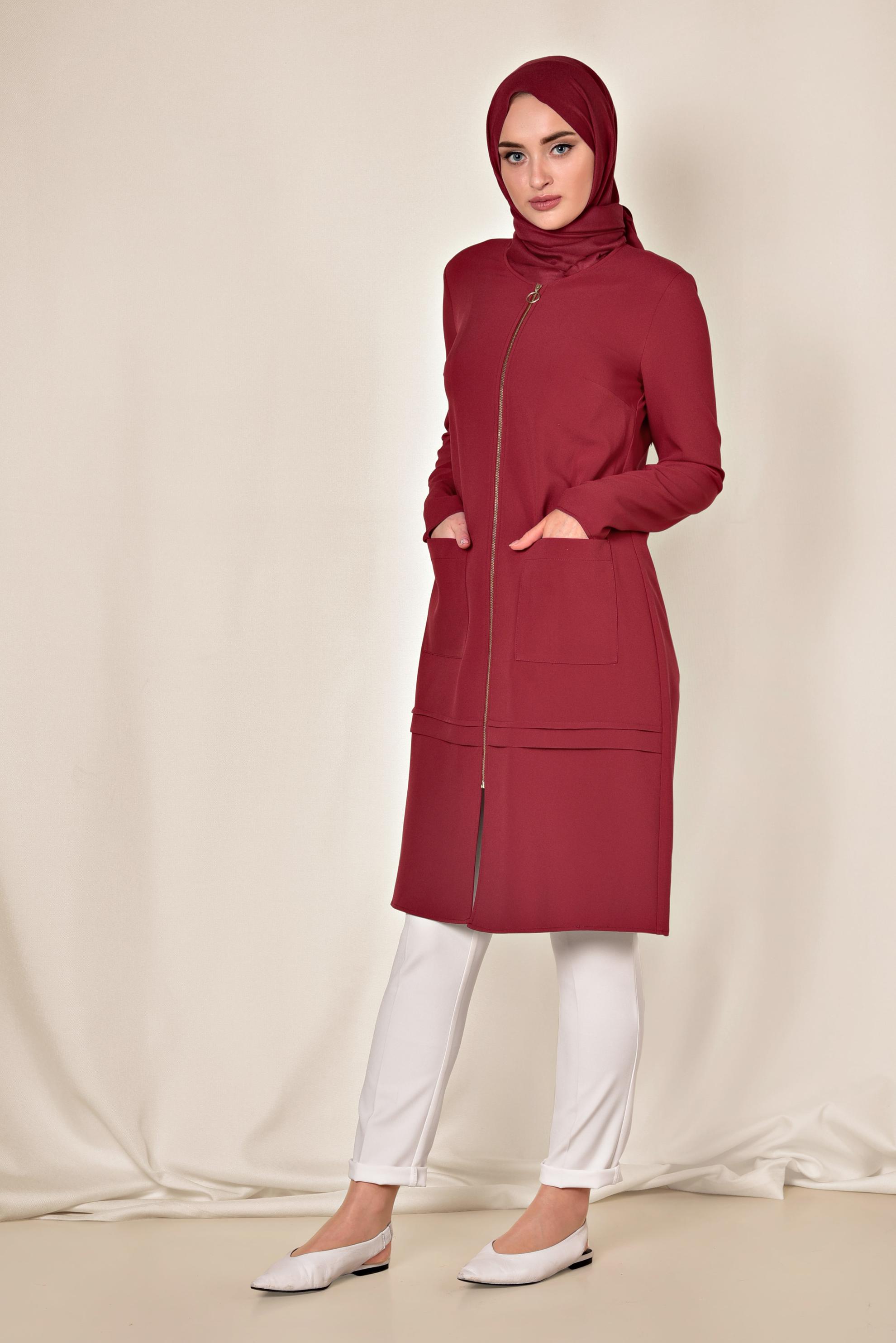 Tesettür giyim KIRMIZI TORBA CEP DETAYLI FERMUARLI CEKET 4002