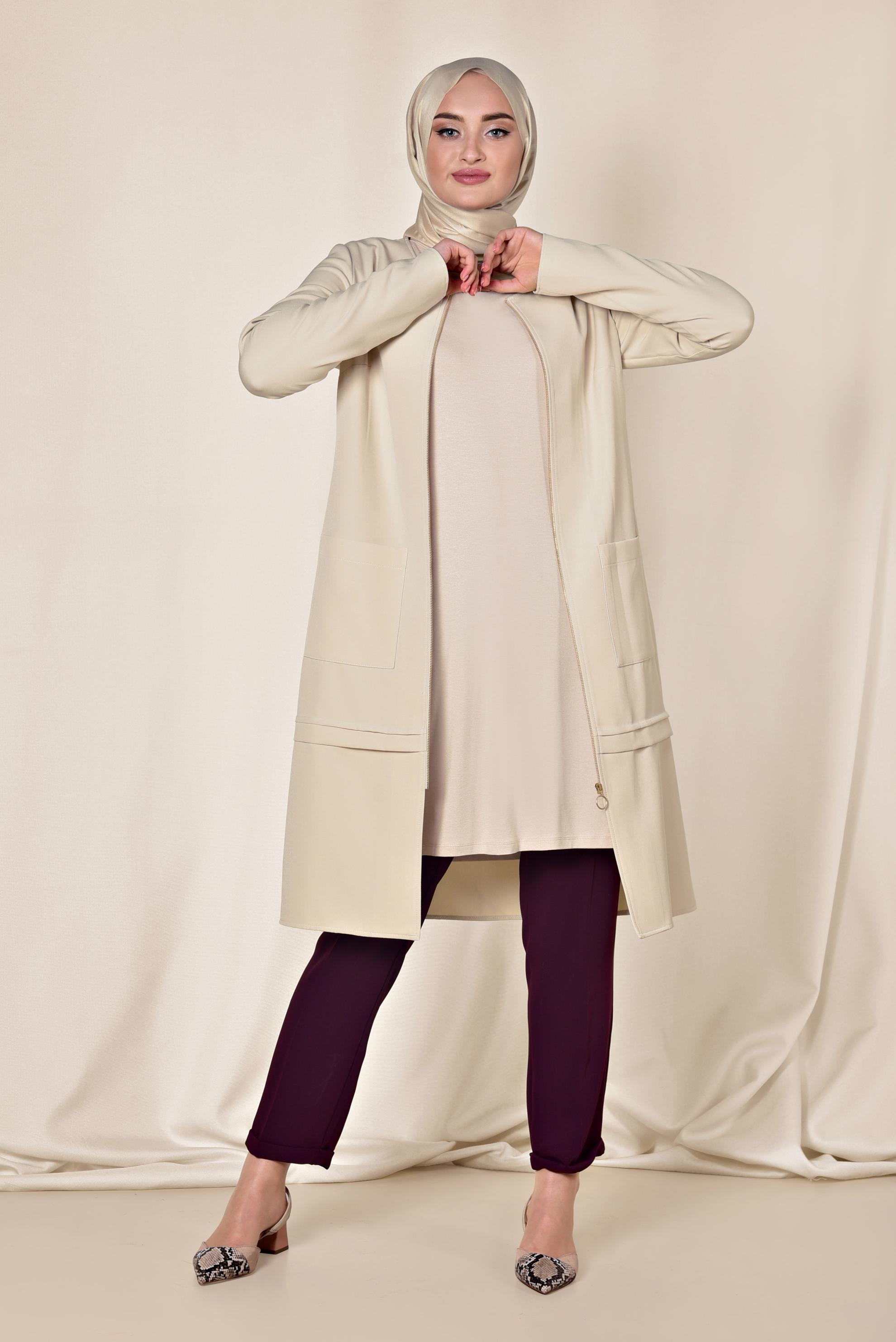 Tesettür giyim BEJ TORBA CEP DETAYLI FERMUARLI CEKET 4002