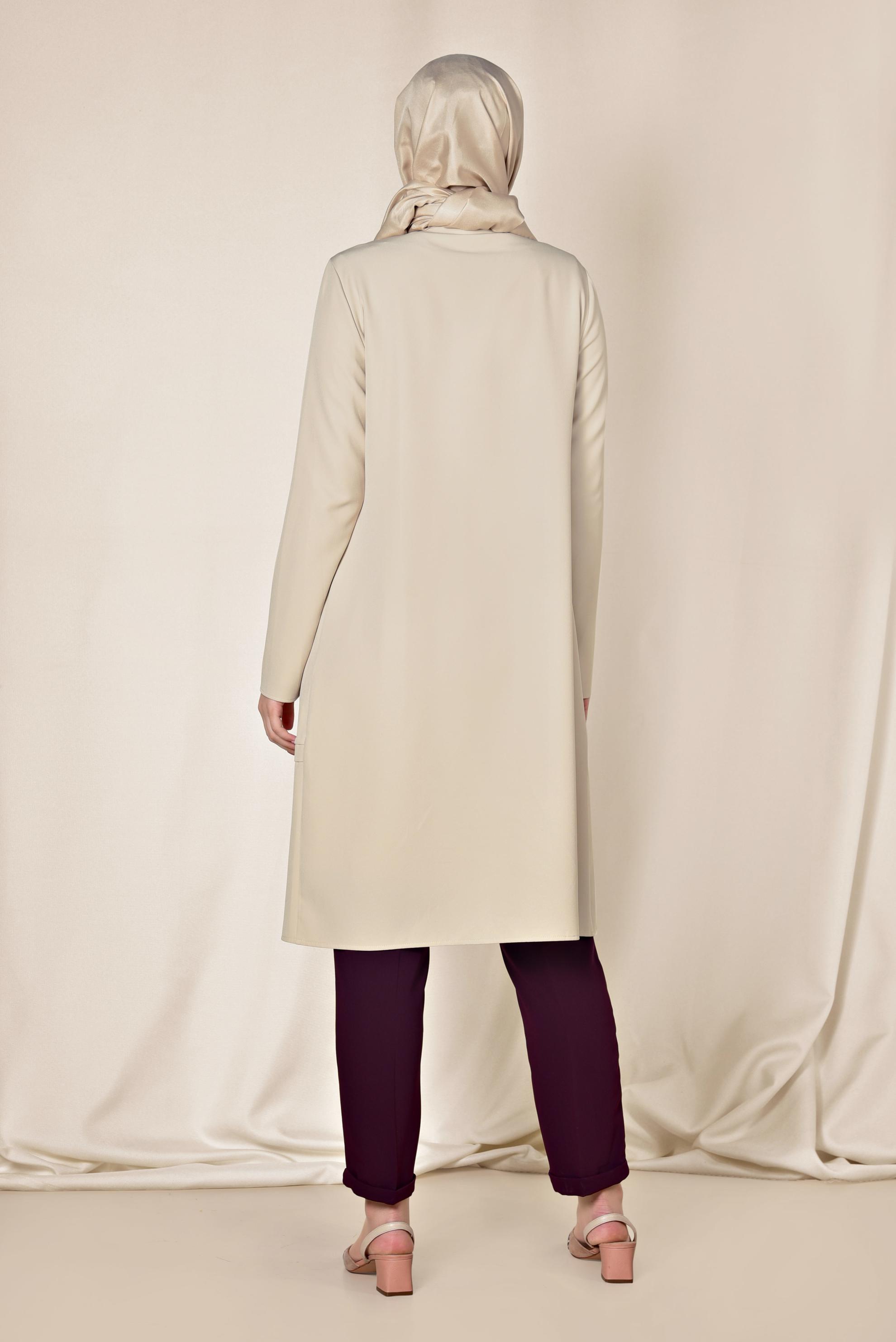 Tesettür giyim BEJ TORBA CEP DETAYLI FERMUARLI CEKET 4002