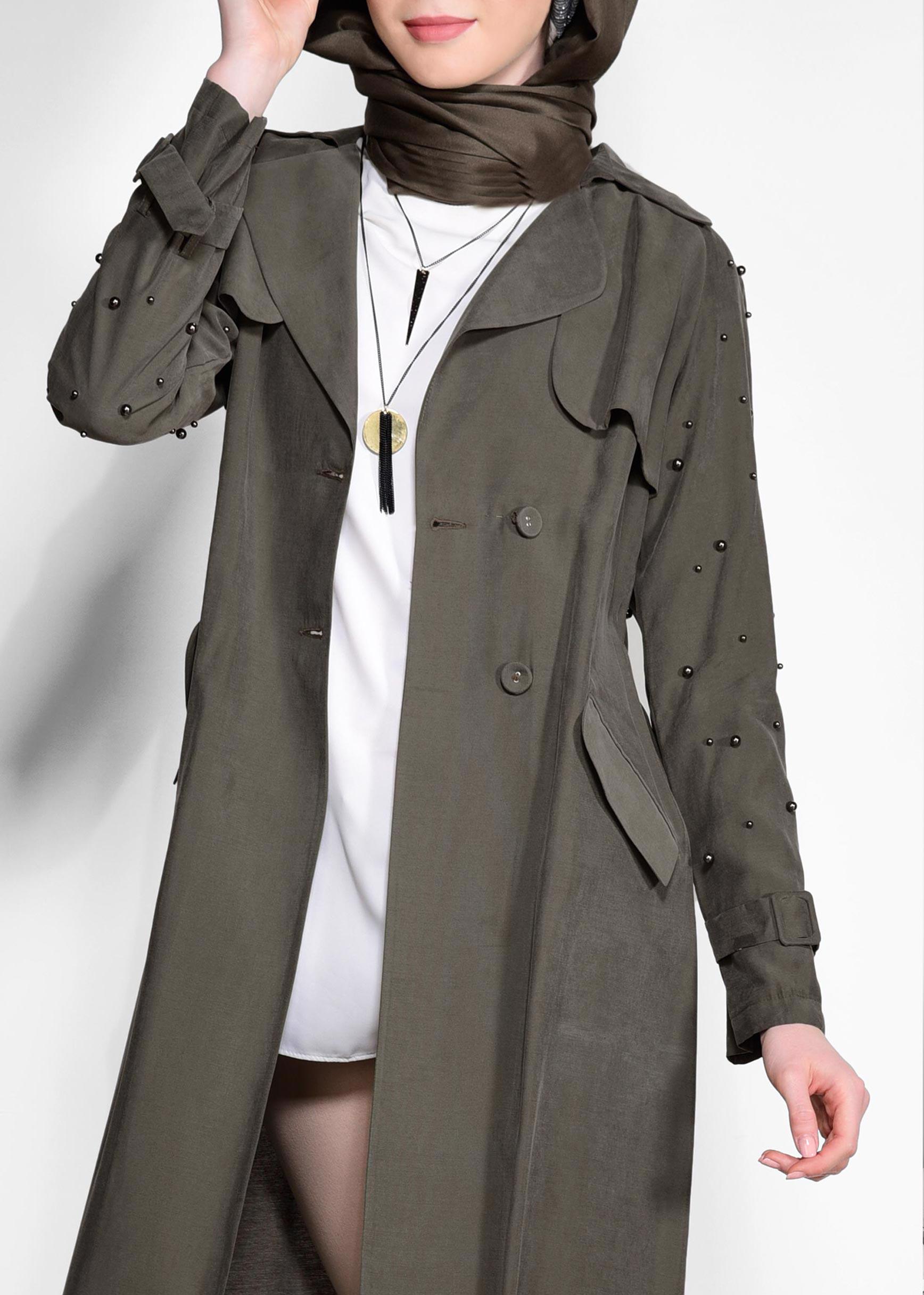 Tesettür giyim HAKİ KOLLARI BONCUKLU KEMERLİ TRENÇKOT 4206