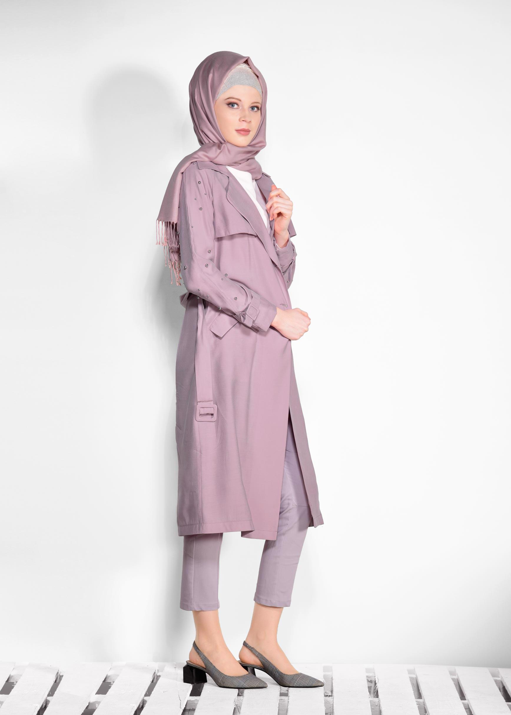 Tesettür giyim PUDRA KOLLARI BONCUKLU KEMERLİ TRENÇKOT 4206